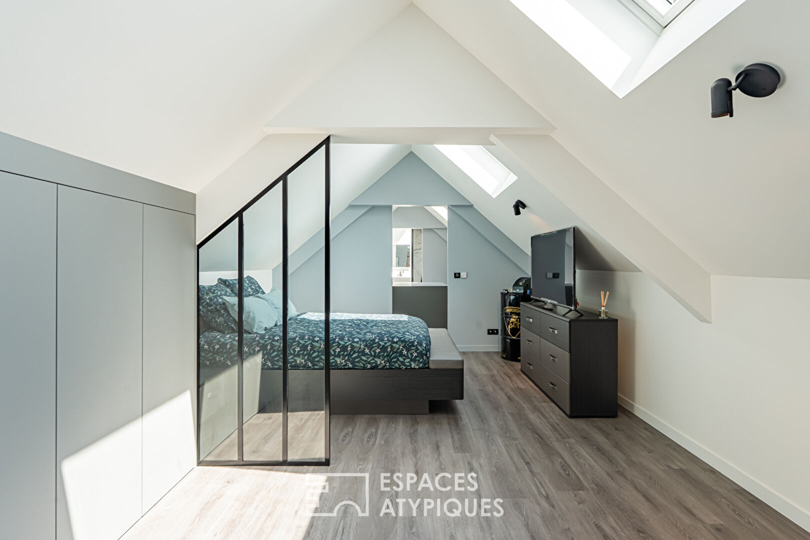 Photo Maison haut de gamme contemporaine et de charme image 5/6