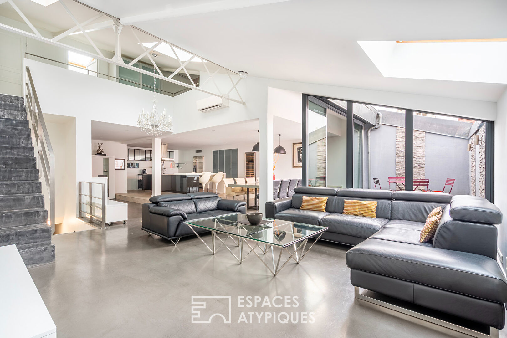 Agence immobilière de ESPACES ATYPIQUES SEINE SAINT DENIS