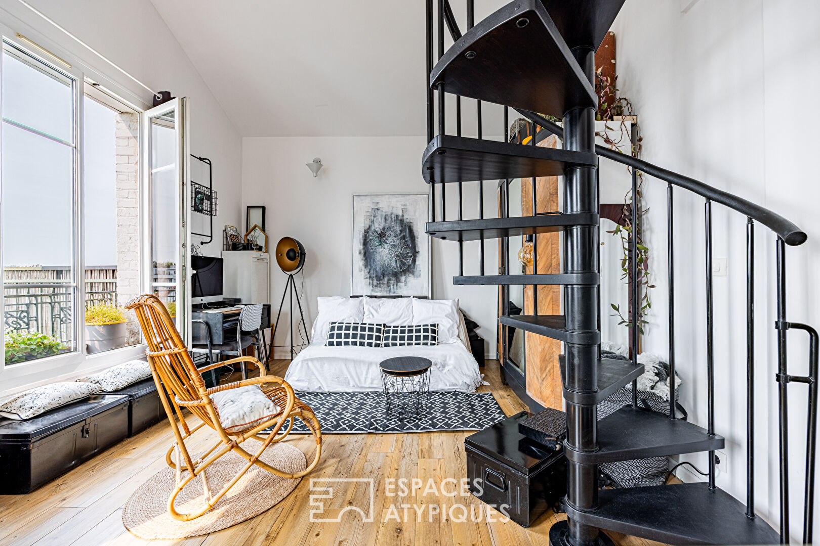 Agence immobilière de ESPACES ATYPIQUES Hauts de Seine