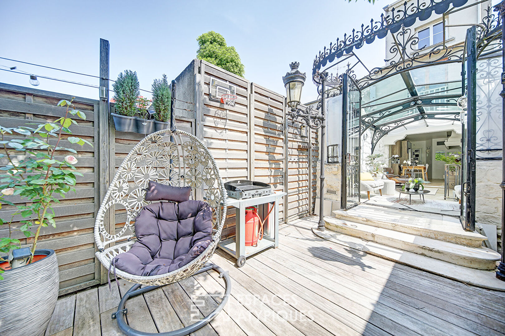 Agence immobilière de ESPACES ATYPIQUES Hauts de Seine