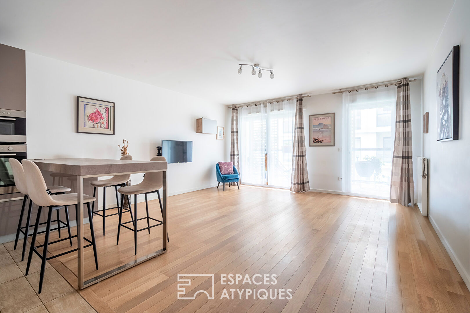 Agence immobilière de ESPACES ATYPIQUES VAL DE MARNE