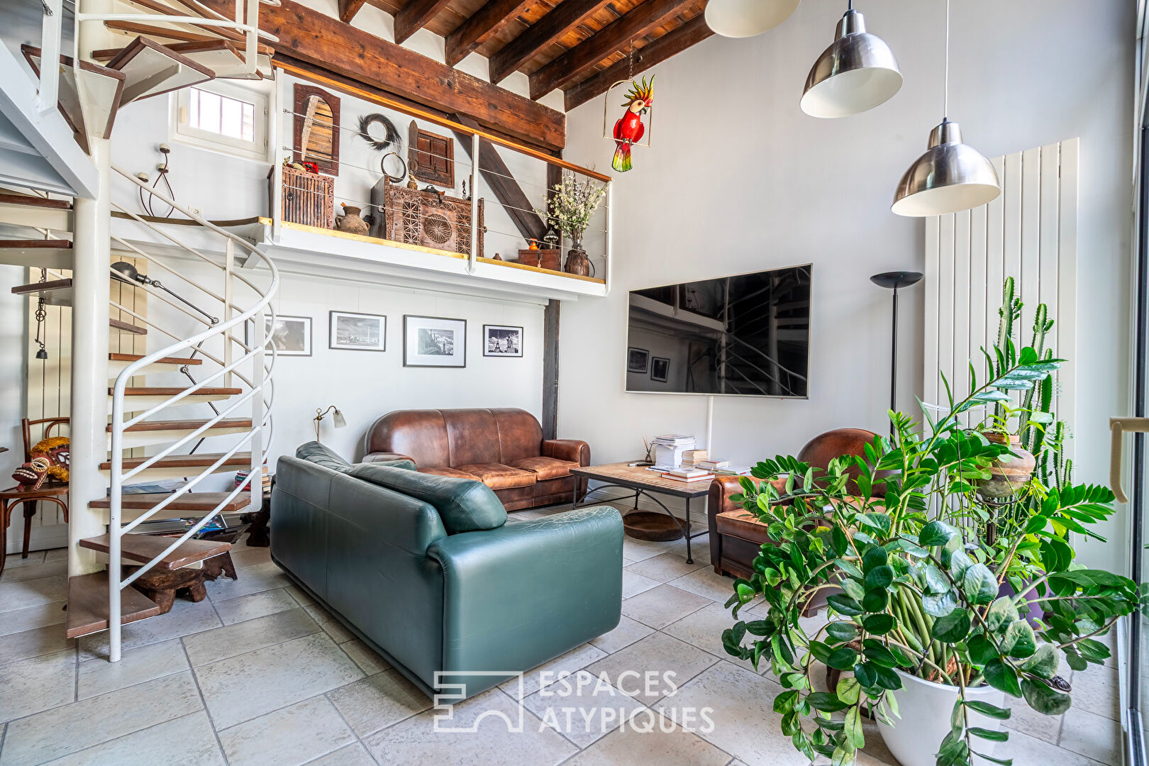 Triplex avec terrasse partagée dans un ancien relais de poste