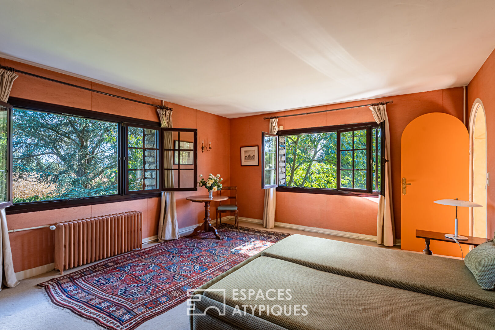 Photo Demeure familiale aux volumes généreux, multiples possibilités dans un cadre préservé à Beynes image 5/6