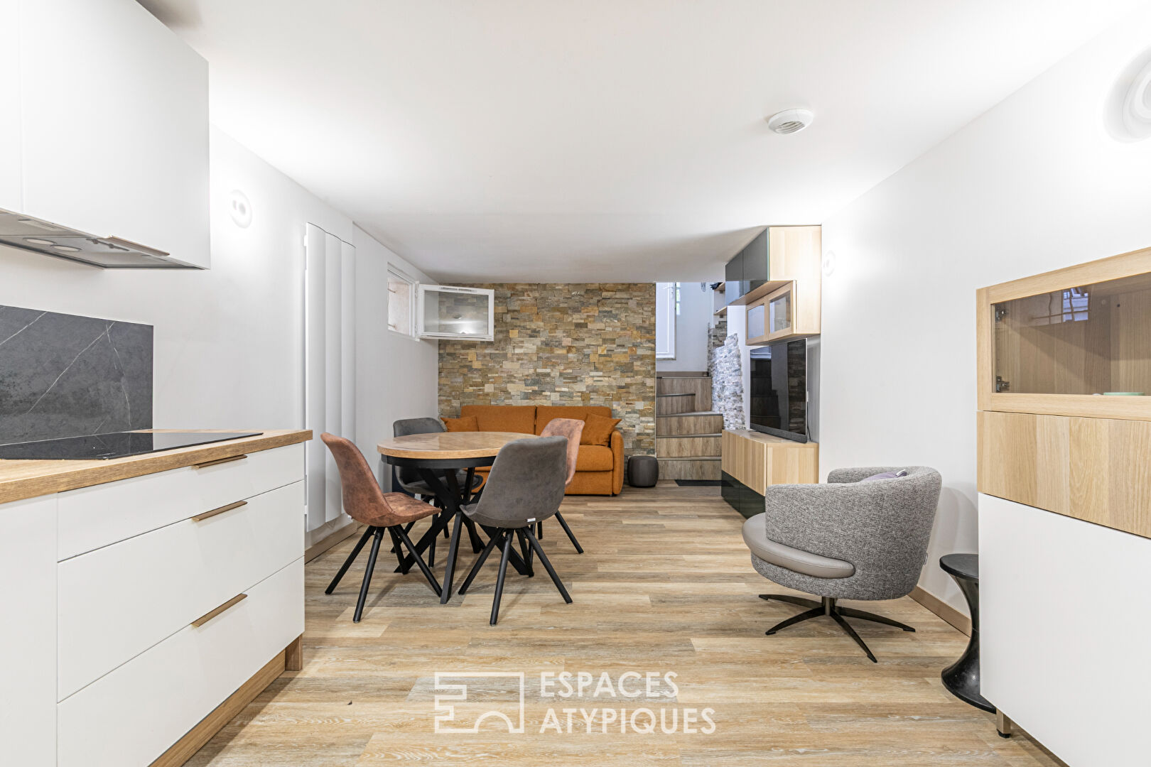 Photo Maison de ville en coeur d'ilot proche de la rue du Poteau image 2/6