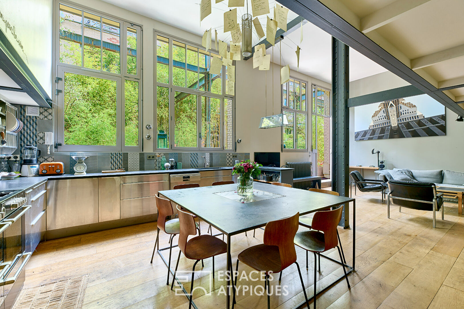 Agence immobilière de ESPACES ATYPIQUES PARIS