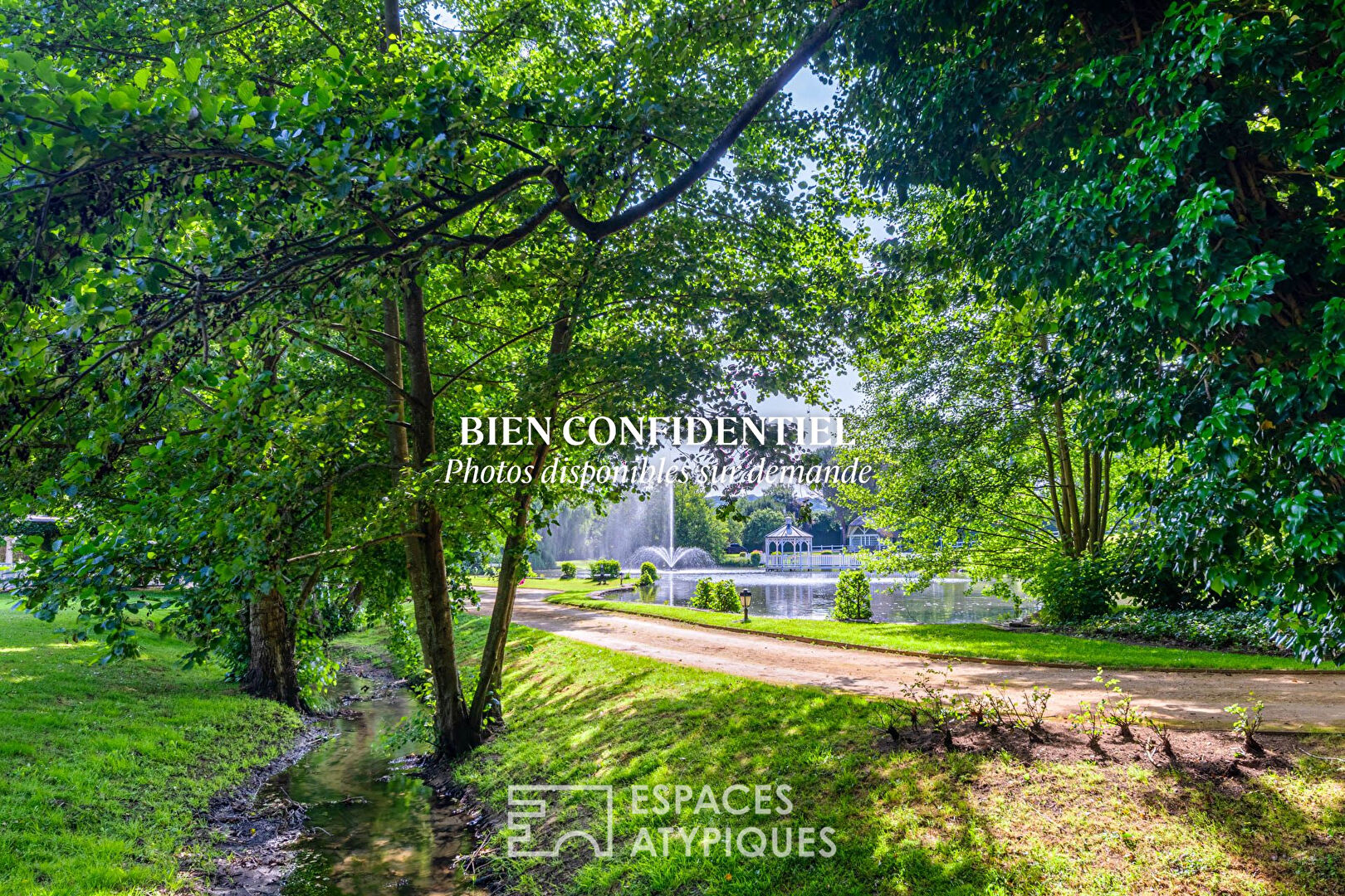 Photo Domaine de réception de charme aux portes de Montfort-l'Amaury image 1/1