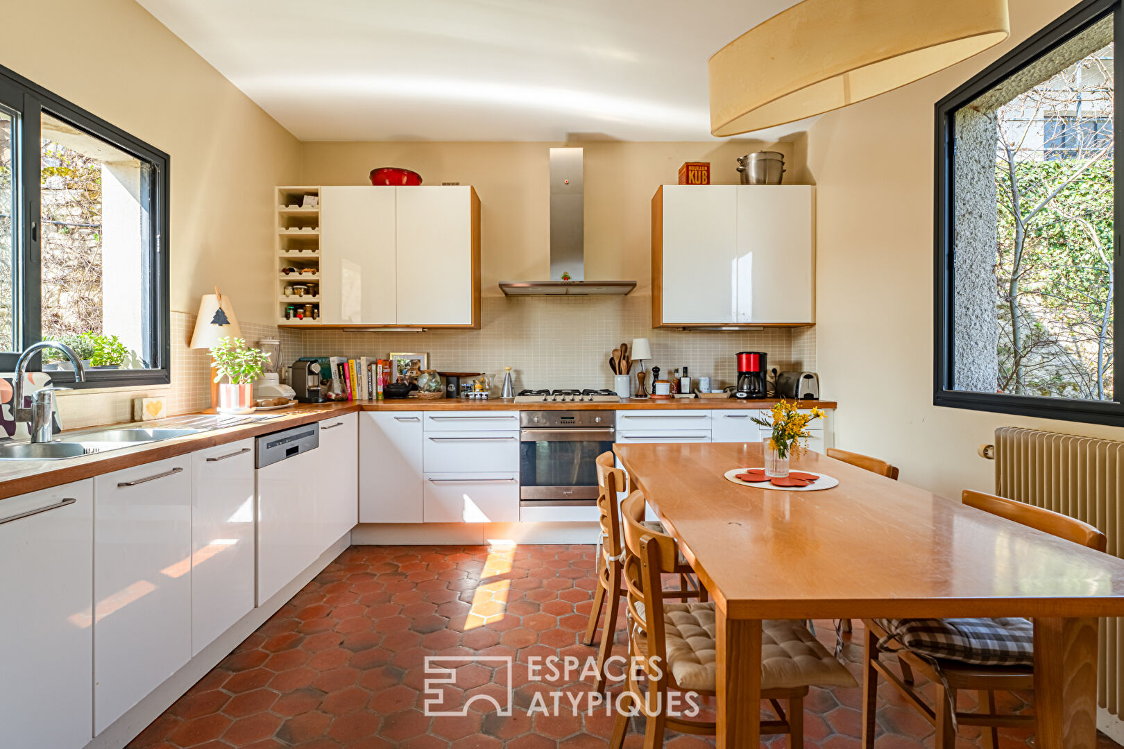 Photo Maison d'architecte des années 70 avec une vue magnifique sur les bords de Seine image 6/6