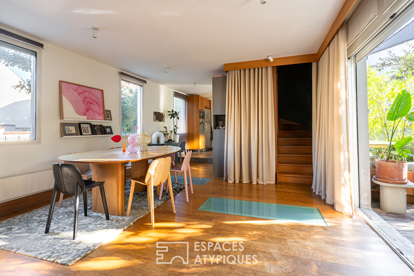 Agence immobilière de ESPACES ATYPIQUES VAL DE MARNE