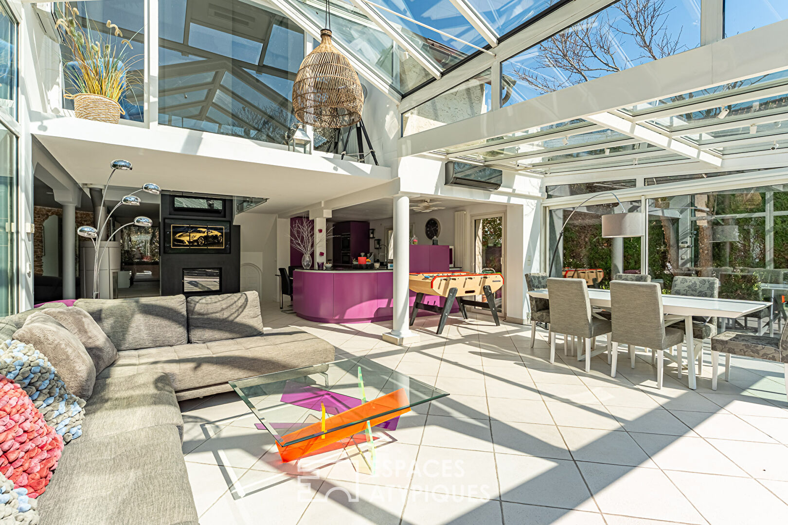 Photo Maison contemporaine aux beaux volumes quartier La Châtaigneraie à Rueil-Malmaison image 2/6