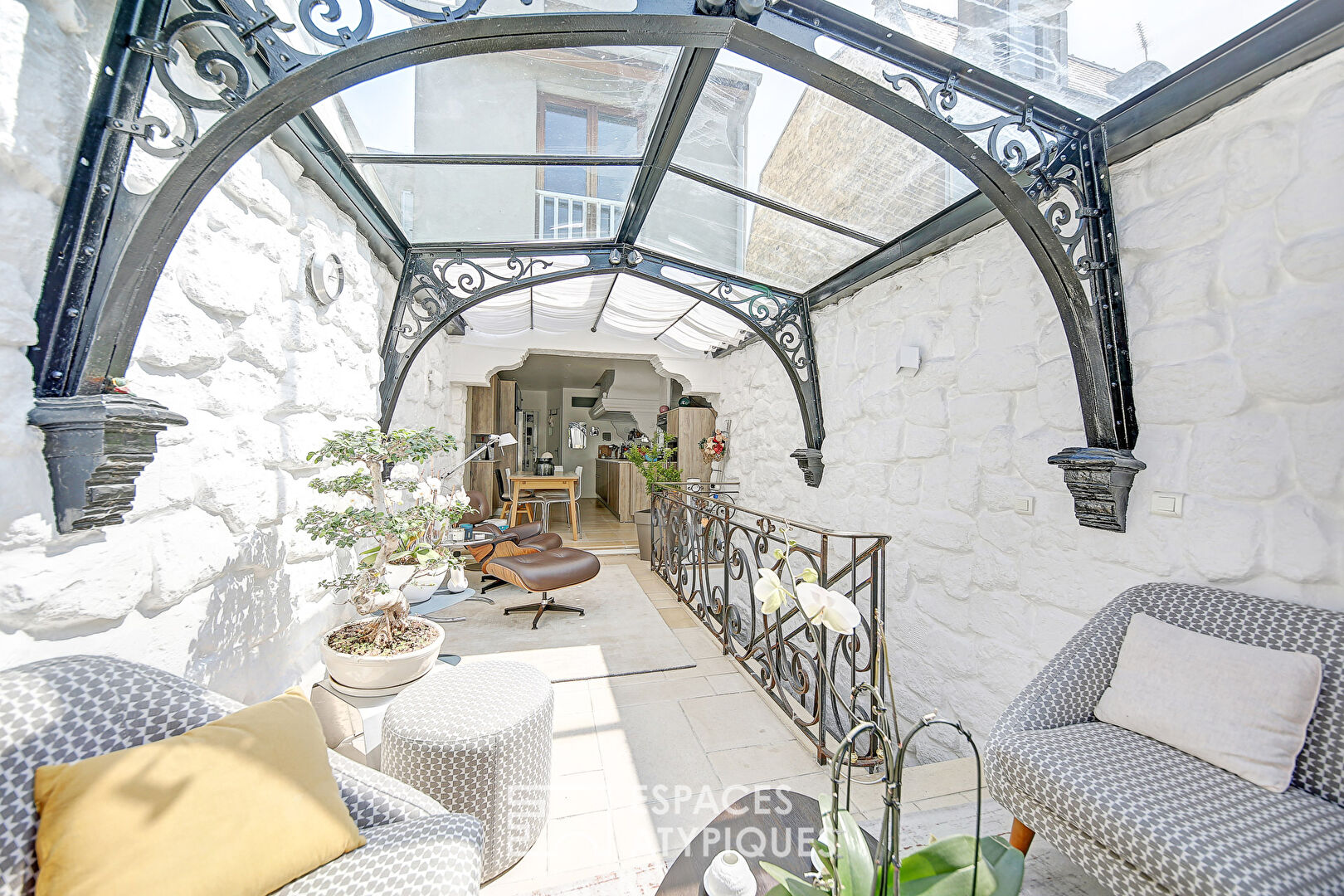 Photo Souplex avec terrasse et dépendance image 6/6