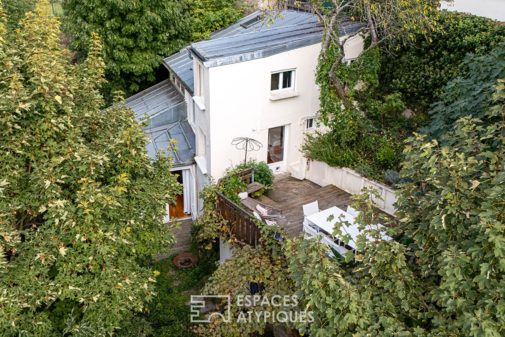 Agence immobilière de ESPACES ATYPIQUES Hauts de Seine