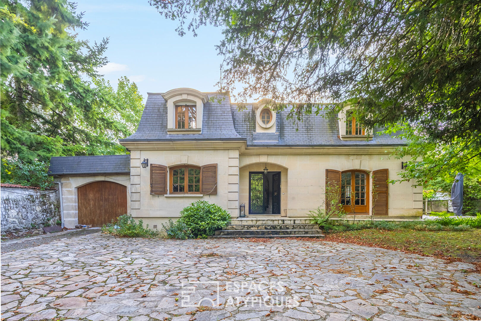 Agence immobilière de ESPACES ATYPIQUES SEINE SAINT DENIS