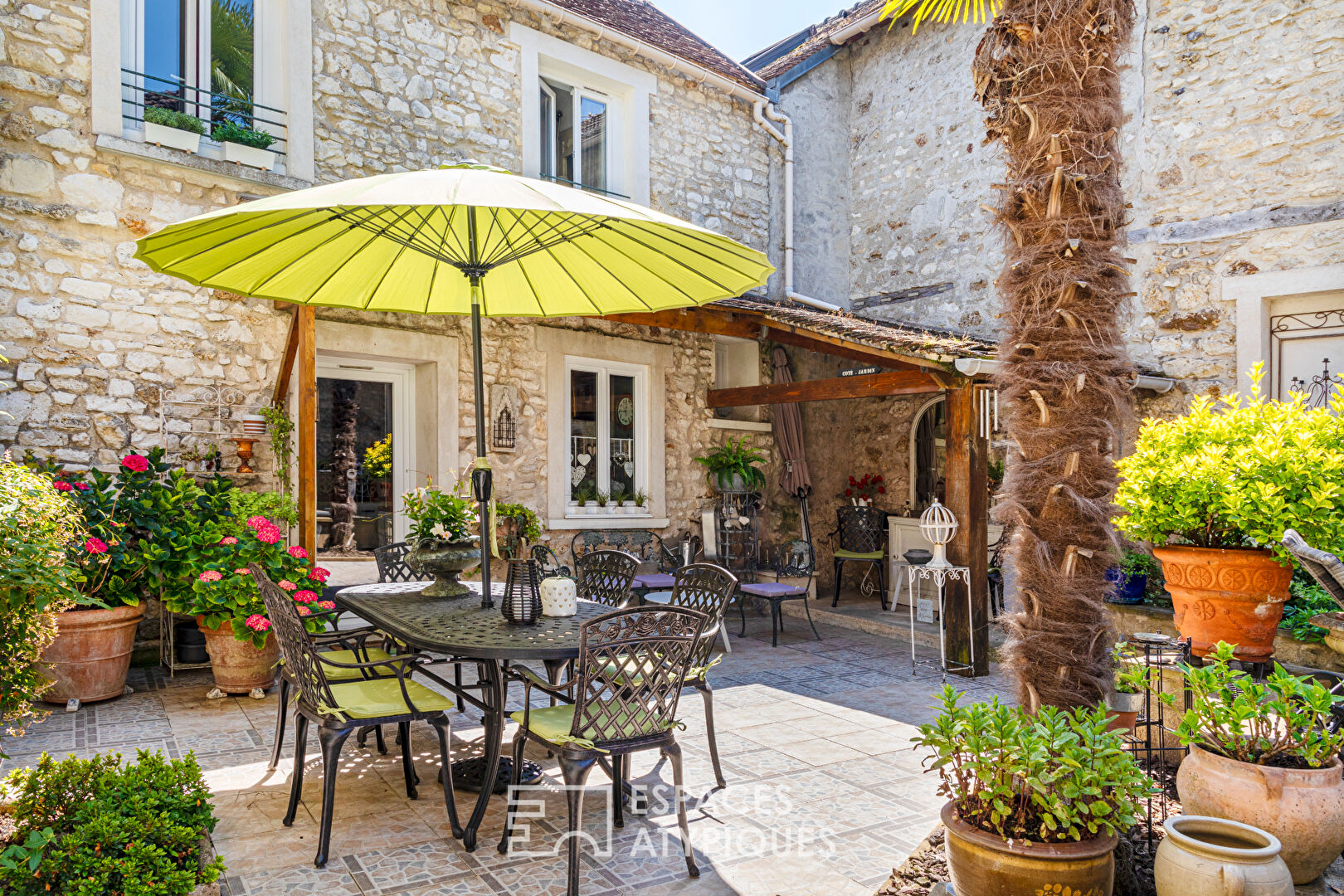 Coup de coeur pour cette maison de charme à Guerville !