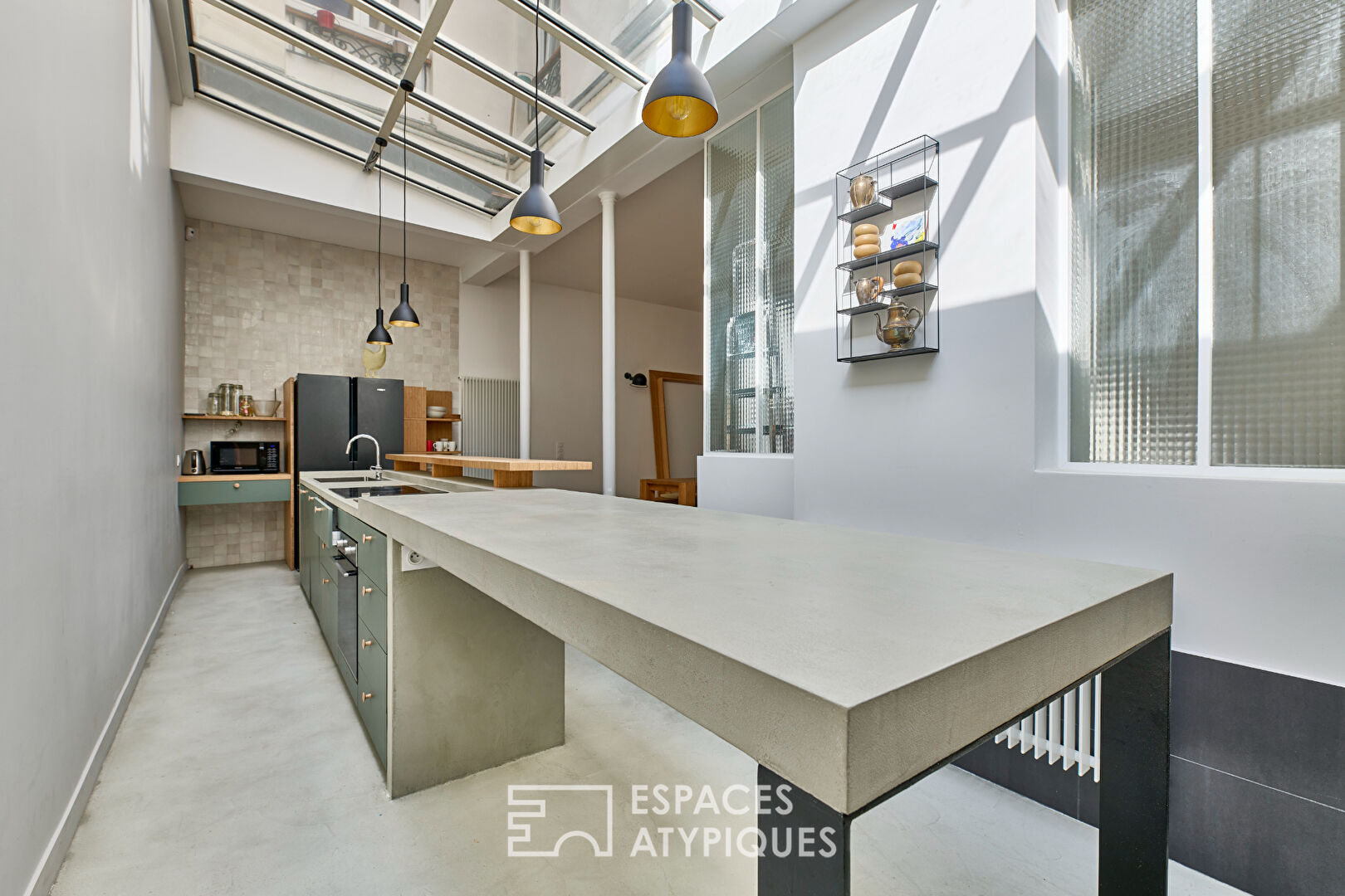 Photo Ancien atelier transformé en loft de 150 m² au calme sur cour végétalisée image 6/6