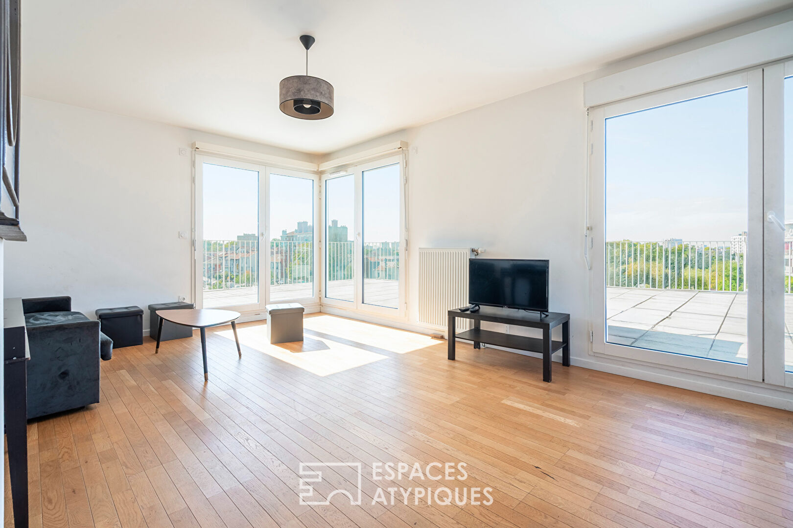 Photo Penthouse avec terrasse image 2/6