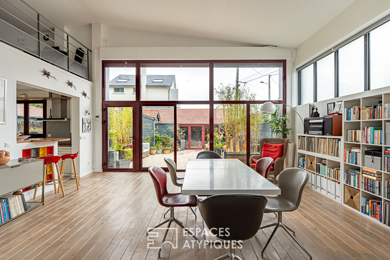 Photo Très beau Loft avec studio indépendant au Mesnil le Roi image 4/6