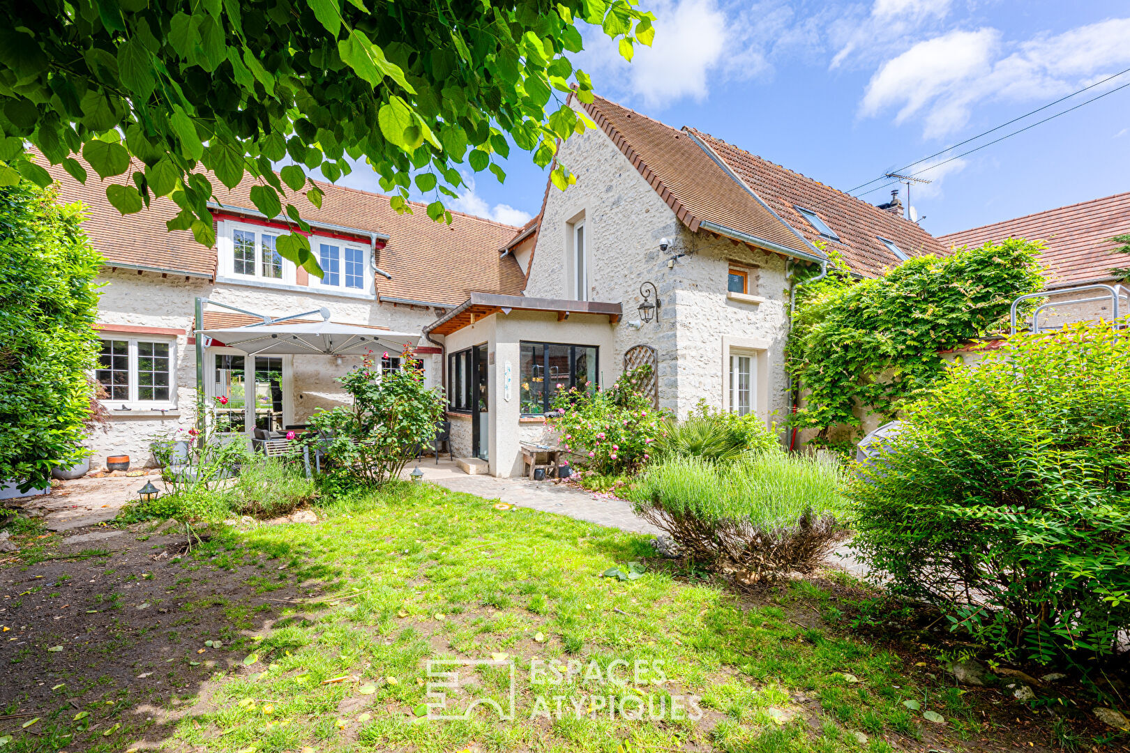 Agence immobilière de Espaces Atypiques Yvelines - ESPACES ATYPIQUES YVELINES