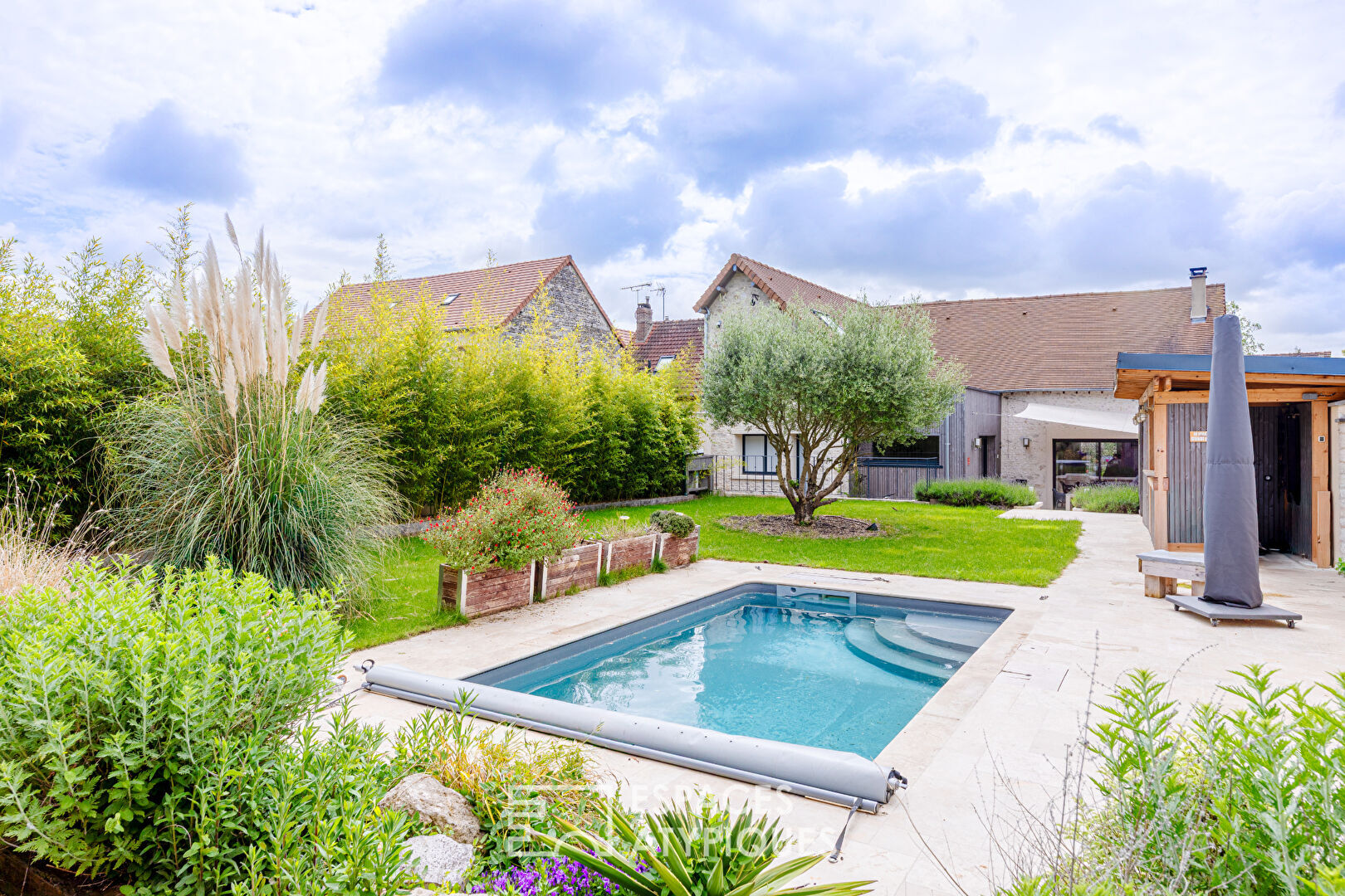 Agence immobilière de Espaces Atypiques Yvelines - ESPACES ATYPIQUES YVELINES