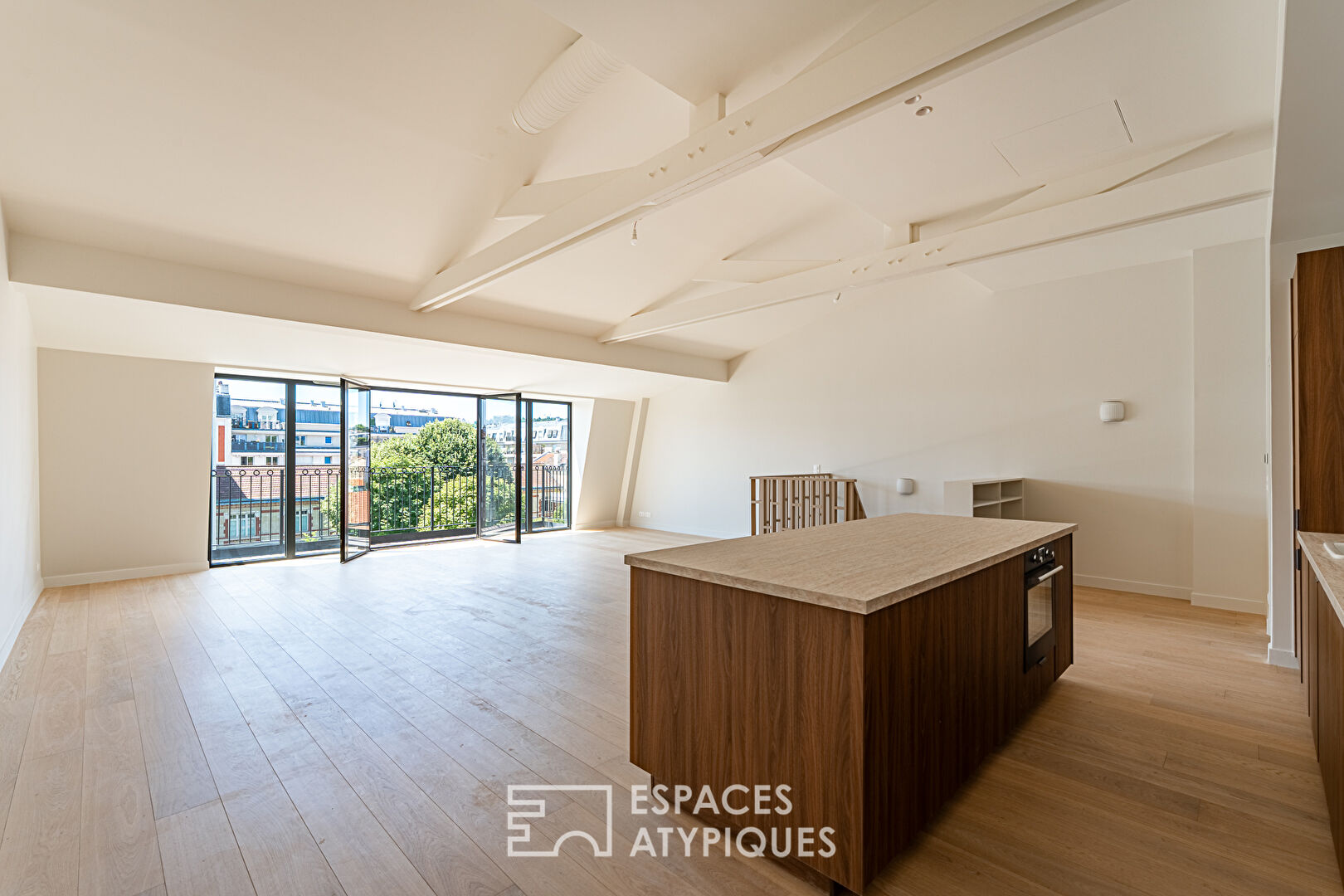 Photo Dernier étage en duplex avec balcons et vue dégagée image 6/6