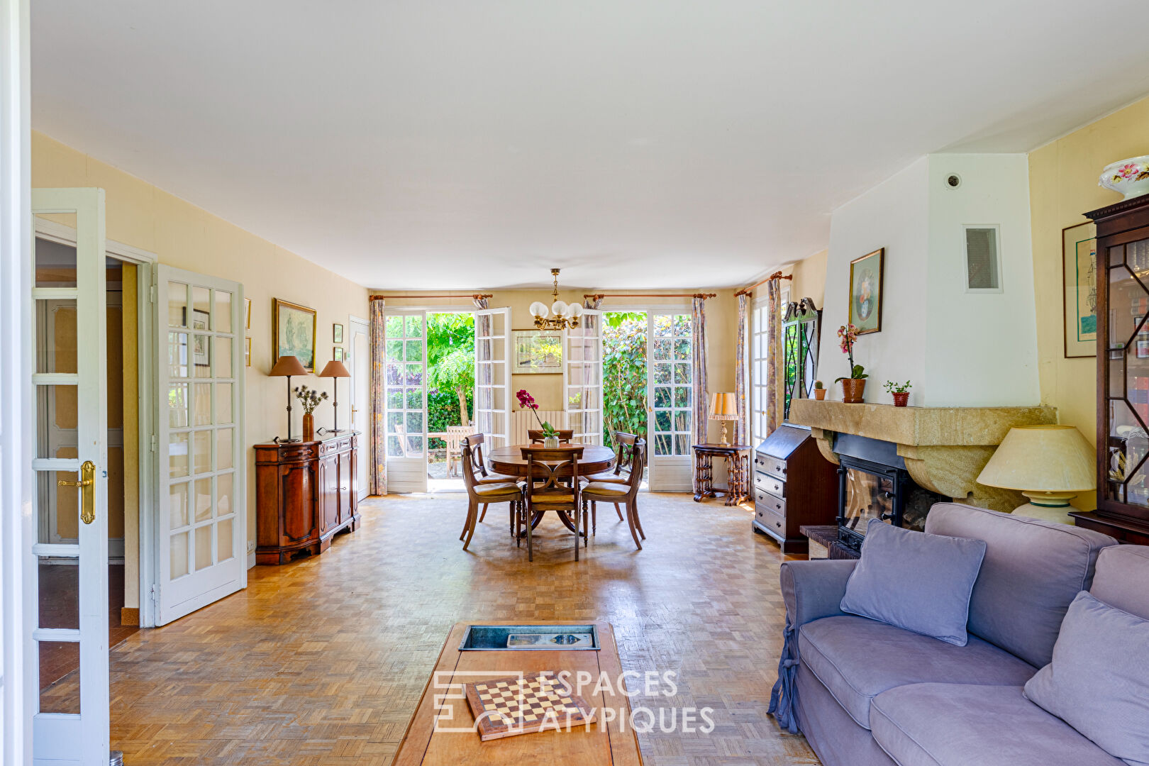 Photo Maison familiale avec terrasse et jardin bucolique au calme absolu image 5/6