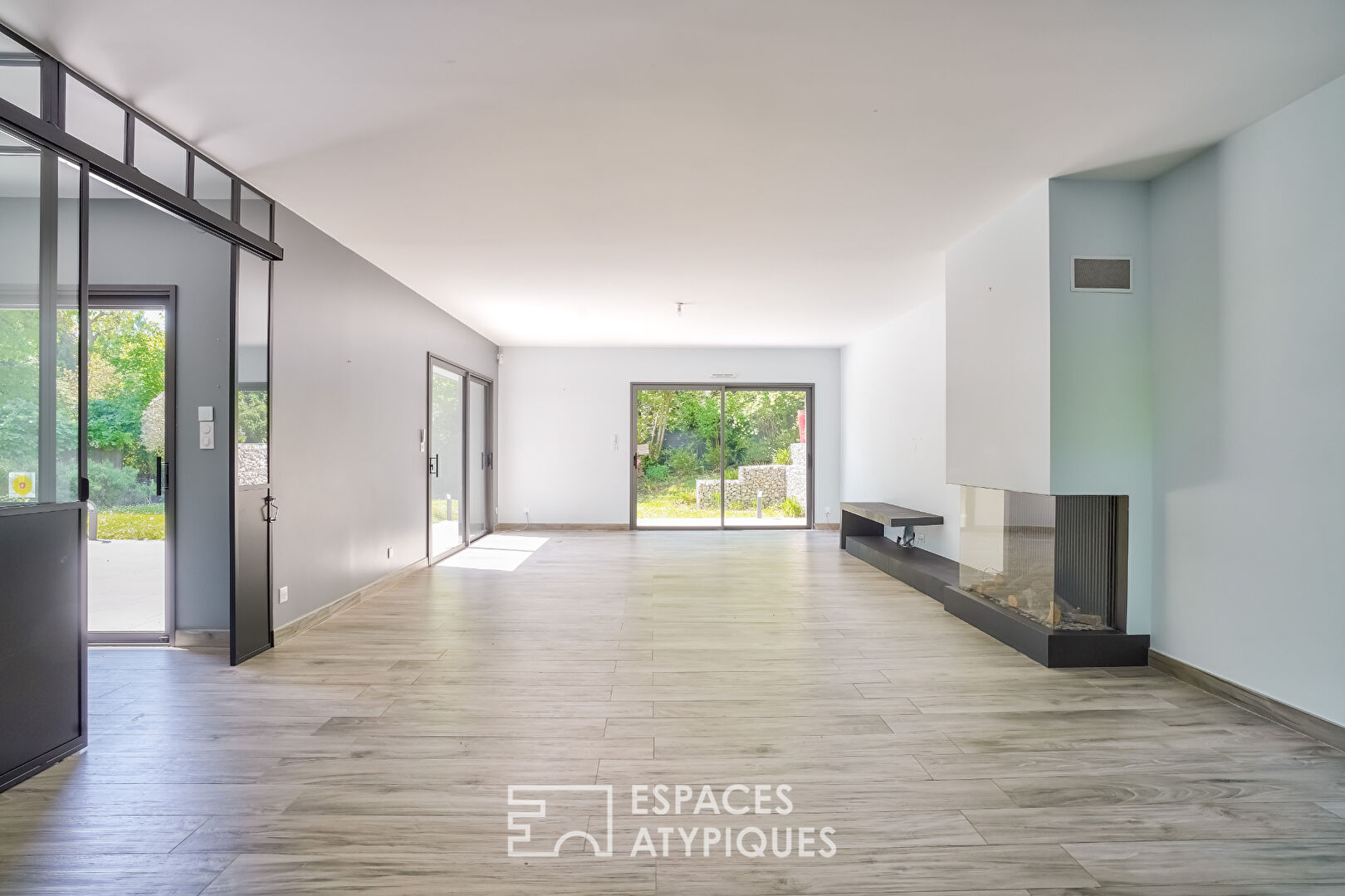 Photo Maison d'architecte avec terrasse et jardin sans vis à vis image 6/6