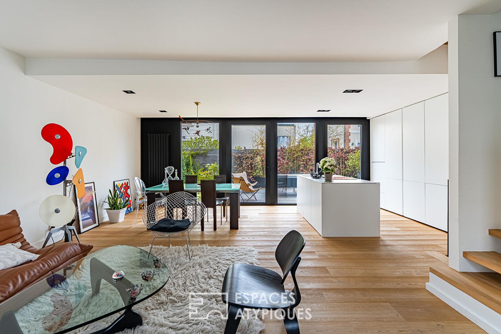 Agence immobilière de ESPACES ATYPIQUES Hauts de Seine