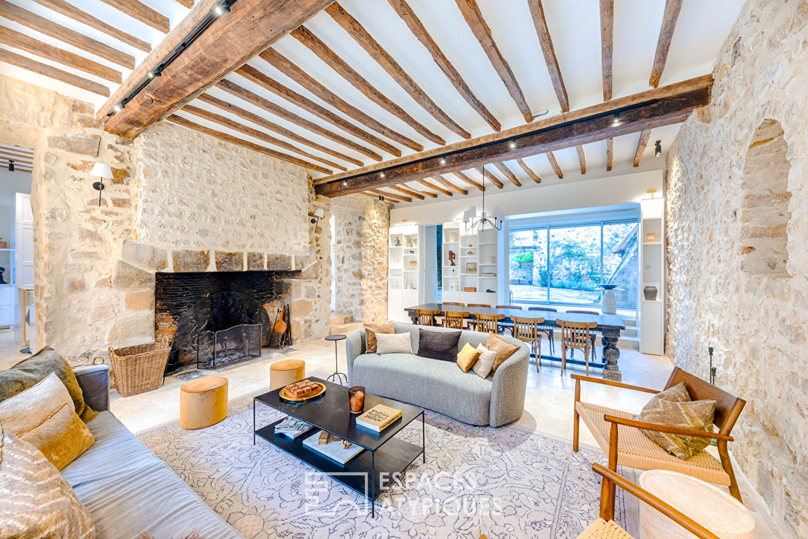 Agence immobilière de Espaces Atypiques Yvelines - ESPACES ATYPIQUES YVELINES