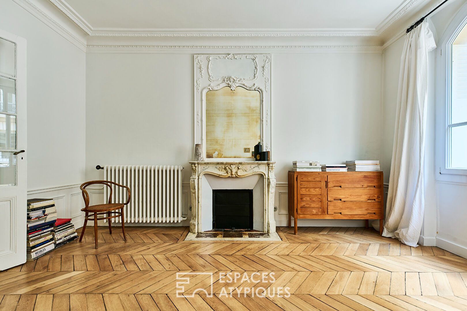 Photo Haussmannien dans voie privée - Quartier Trudaine-Maubeuge image 3/6