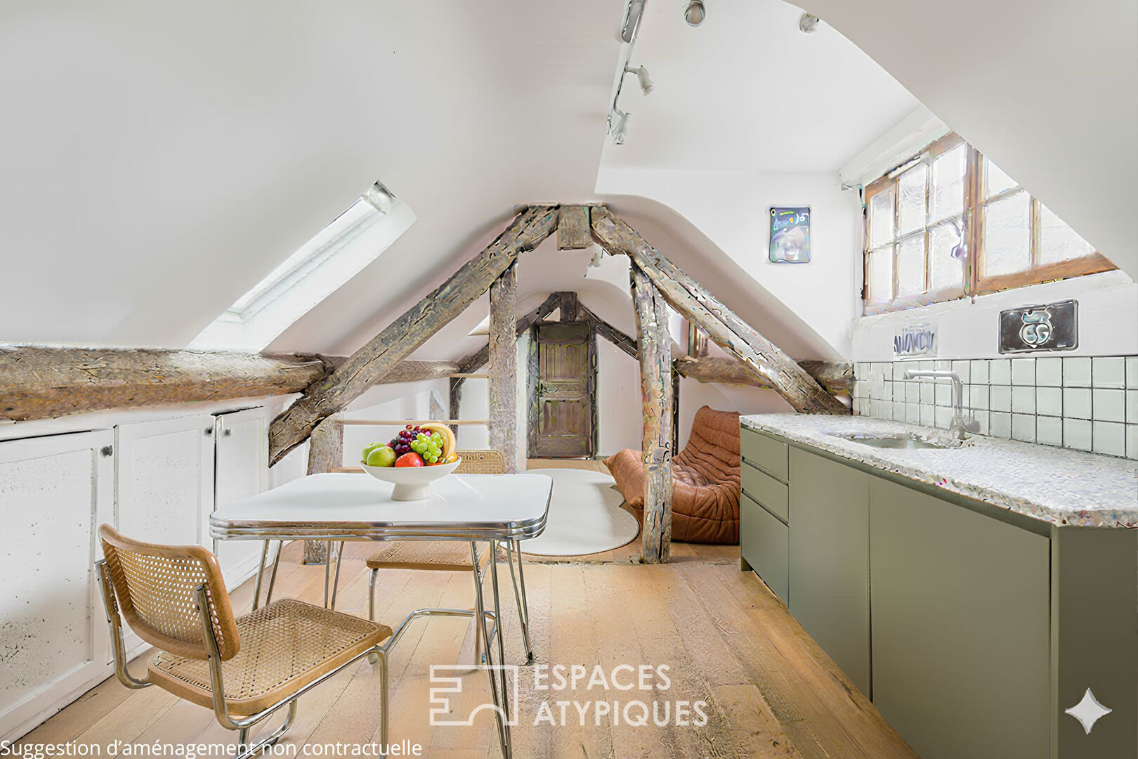 Photo Dernier étage suspendu sous les toits image 3/6