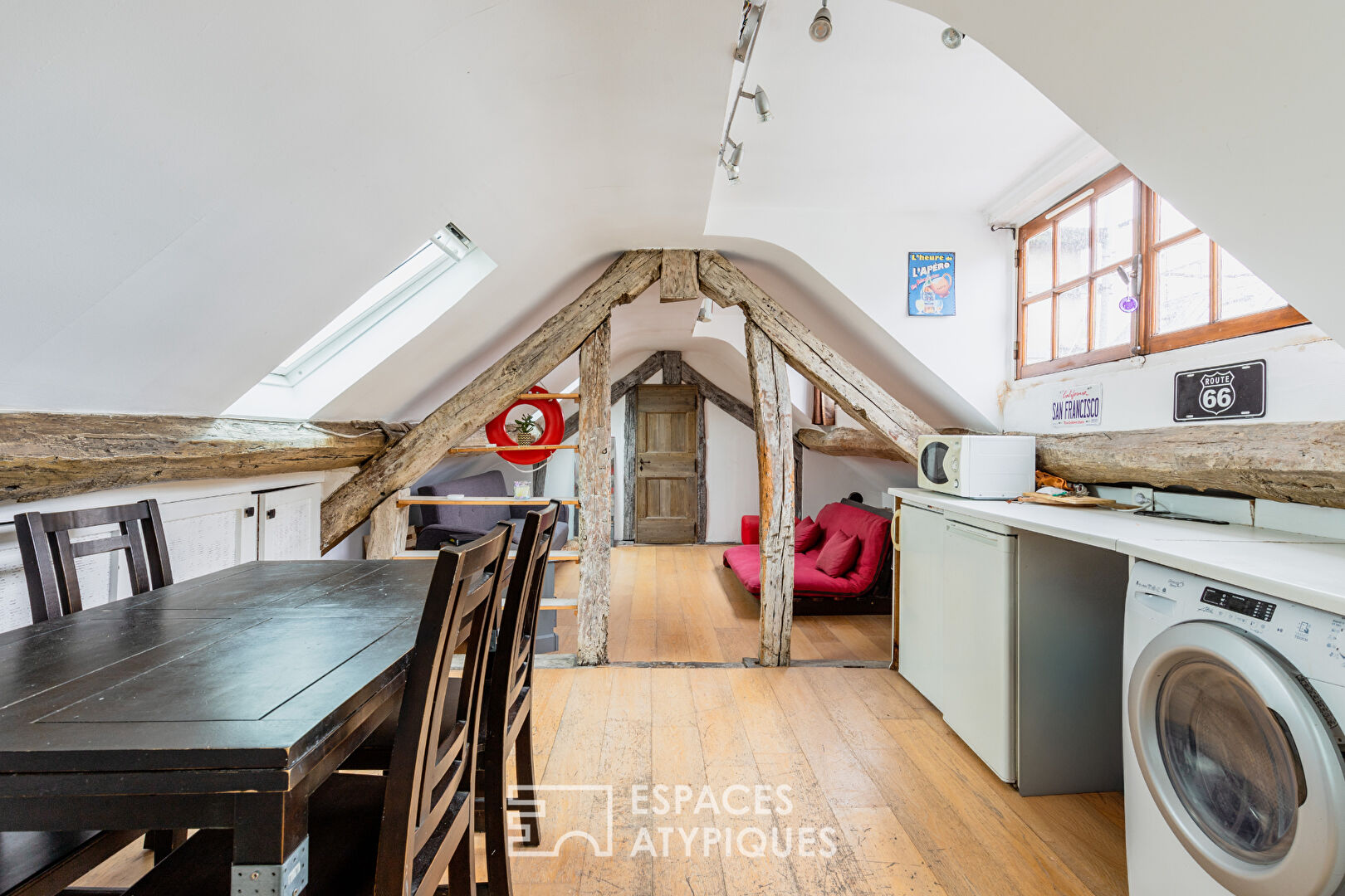 Photo Dernier étage suspendu sous les toits image 4/6