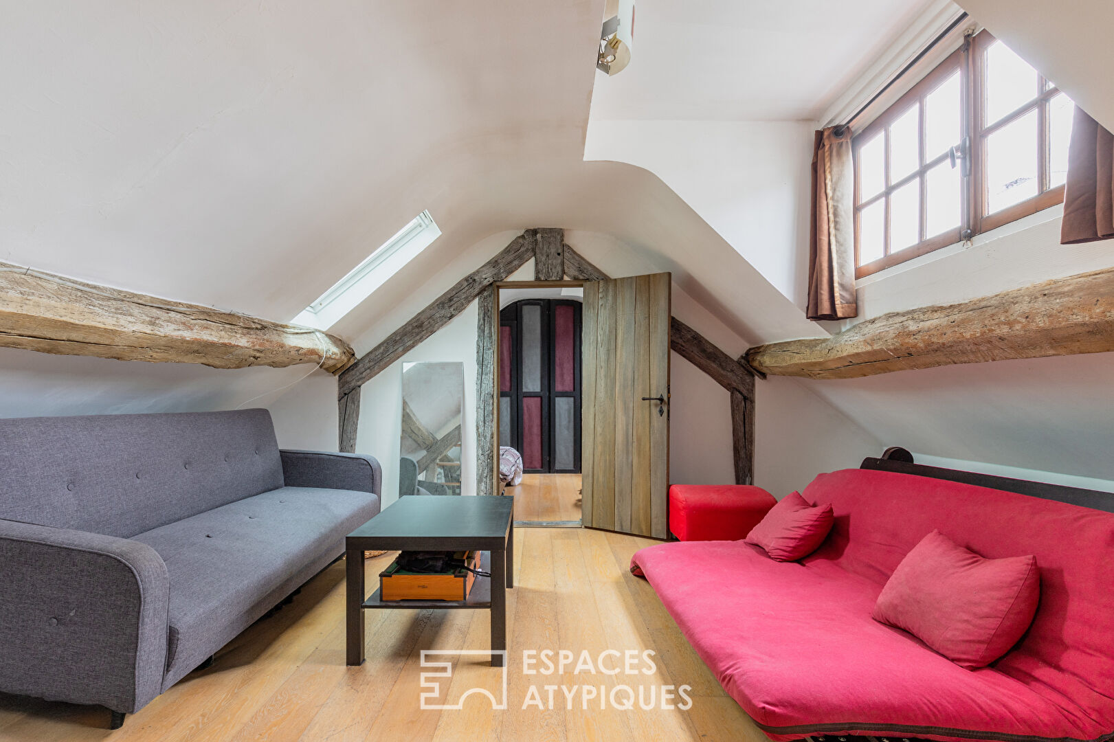 Photo Dernier étage suspendu sous les toits image 5/6