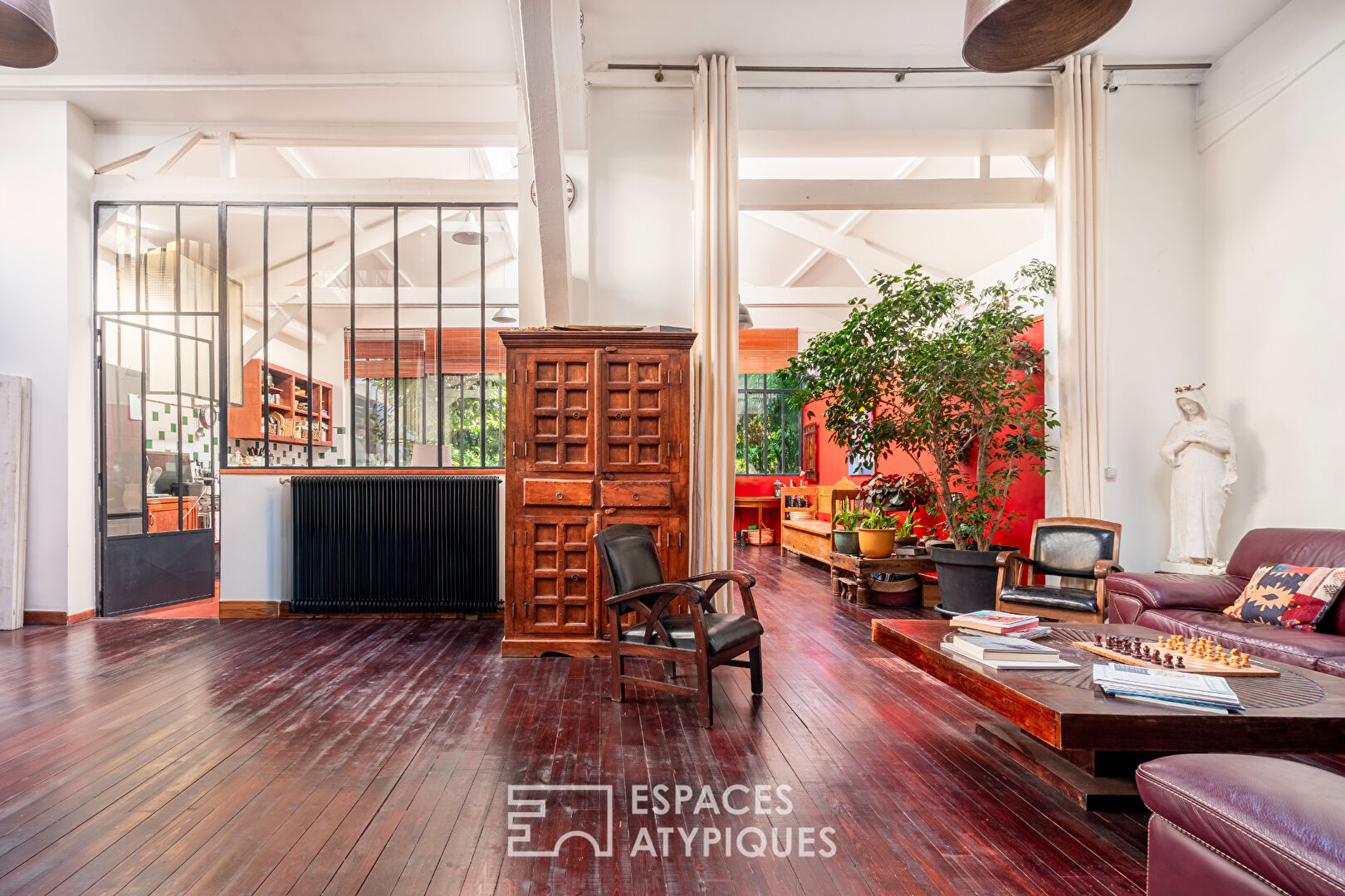 Loft avec cour, terrasse et atelier