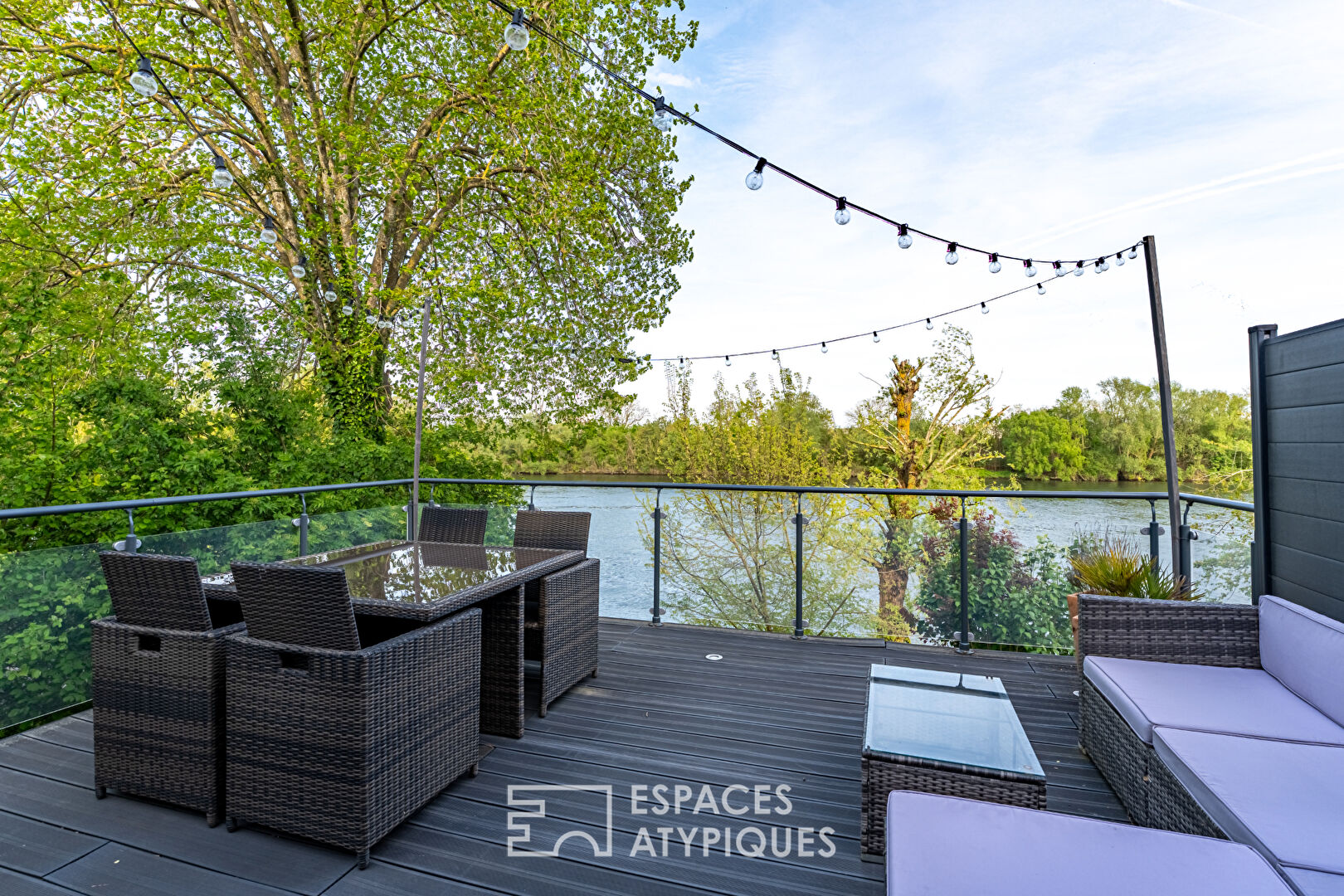 Agence immobilière de Espaces Atypiques Yvelines - ESPACES ATYPIQUES YVELINES