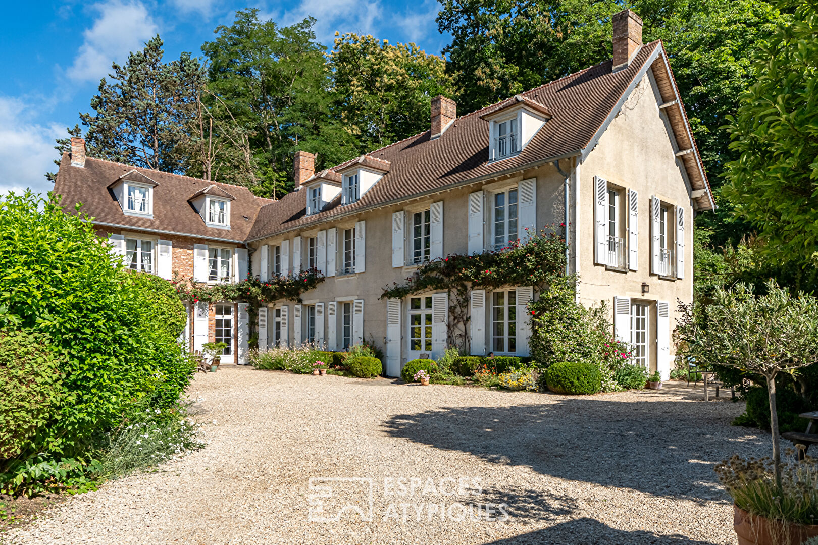 Ancien relais de poste rénové au coeur de la Vallée de Chevreuse