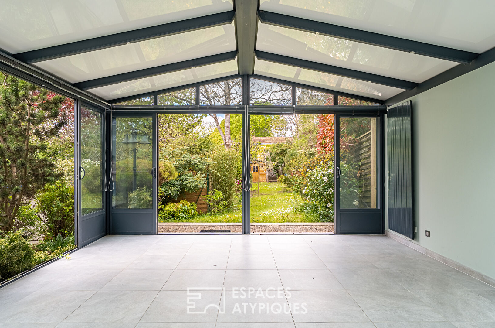 Agence immobilière de Espaces Atypiques Yvelines - ESPACES ATYPIQUES YVELINES