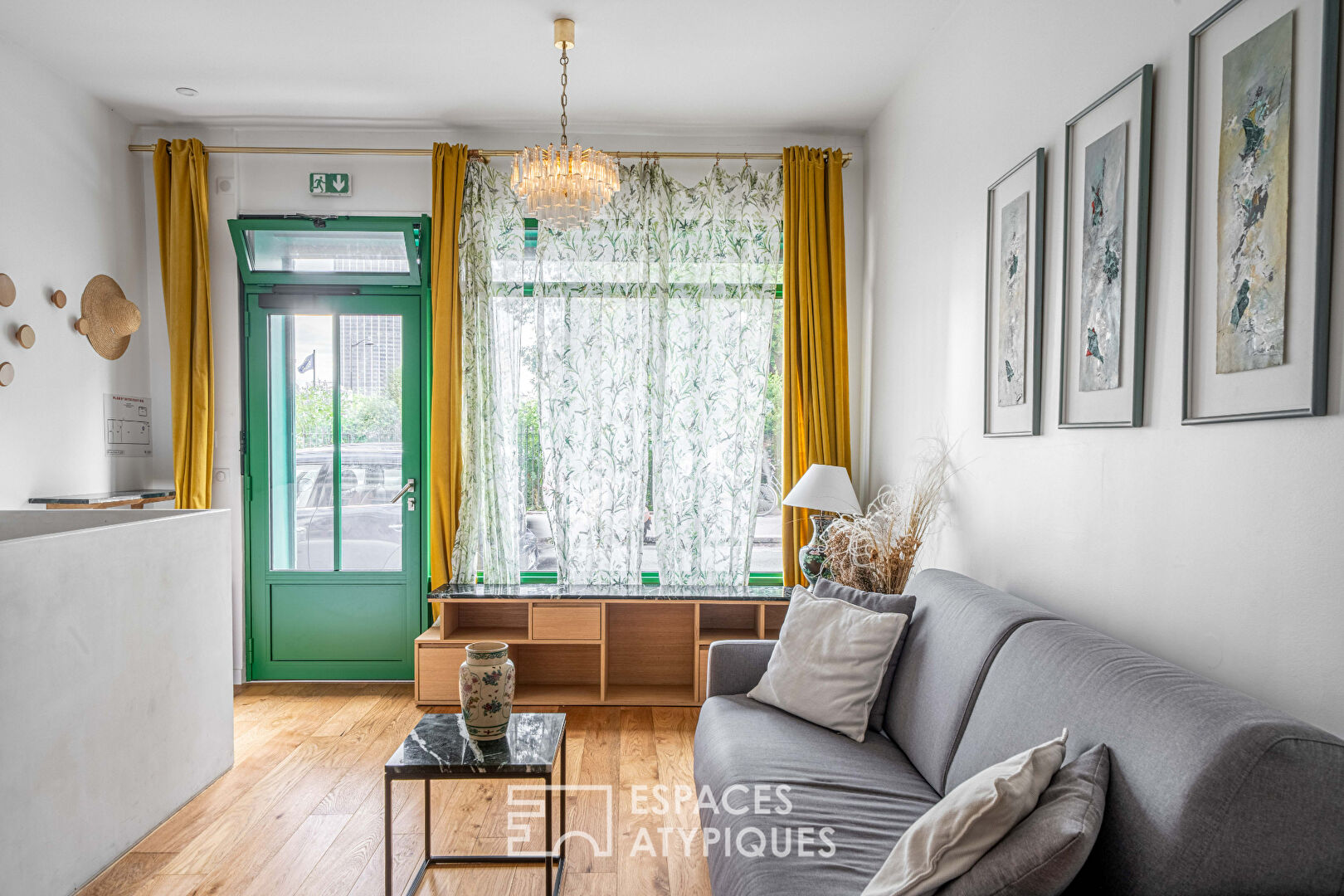 Photo Ancienne boutique revisitée rue Campagne Première image 3/6