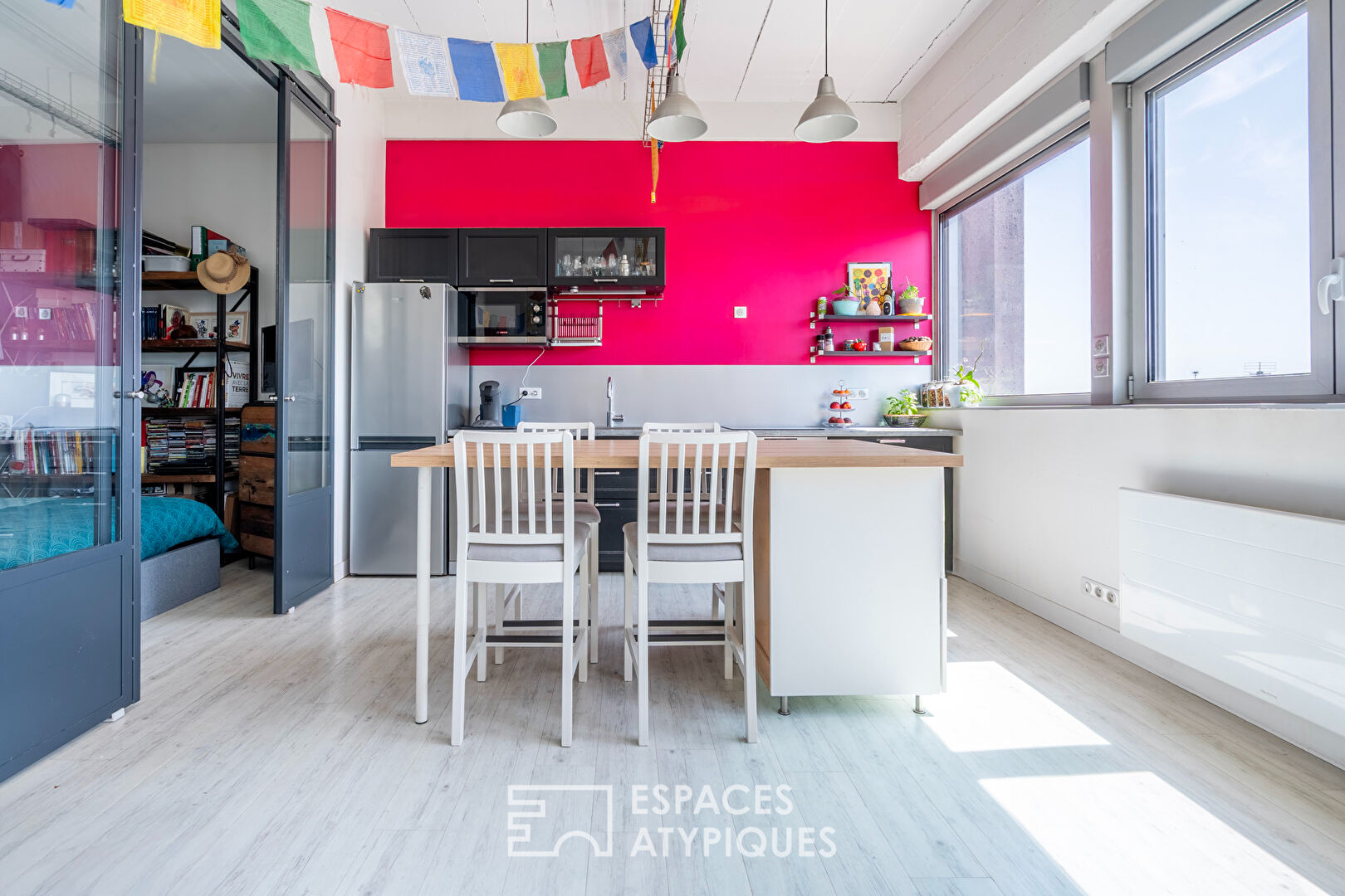 Photo Dernier étage avec rooftop et vue époustouflante image 6/6