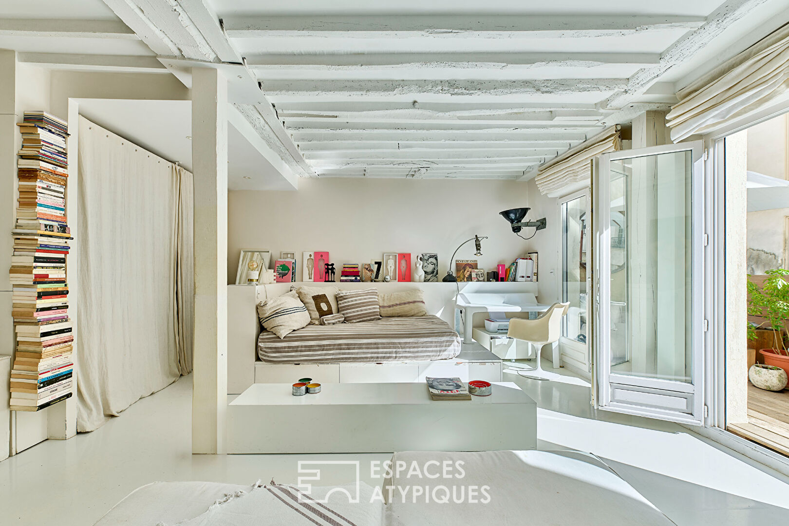 Photo Appartement rénové avec terrasse au coeur du quartier des enfants rouges image 3/6