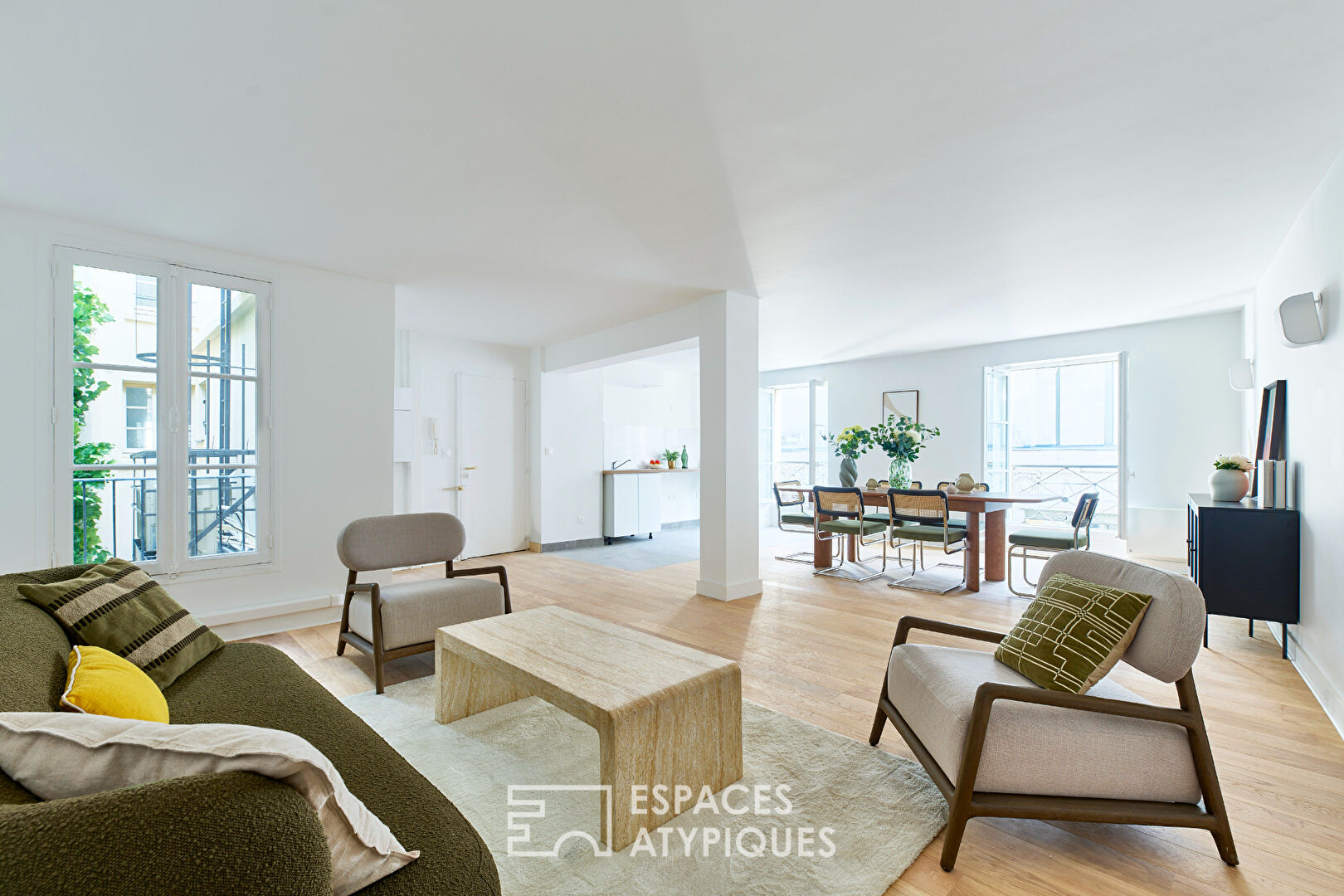 Agence immobilière de ESPACES ATYPIQUES PARIS
