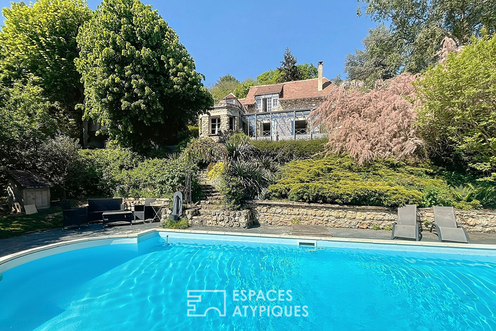 Agence immobilière de Espaces Atypiques Yvelines - ESPACES ATYPIQUES YVELINES