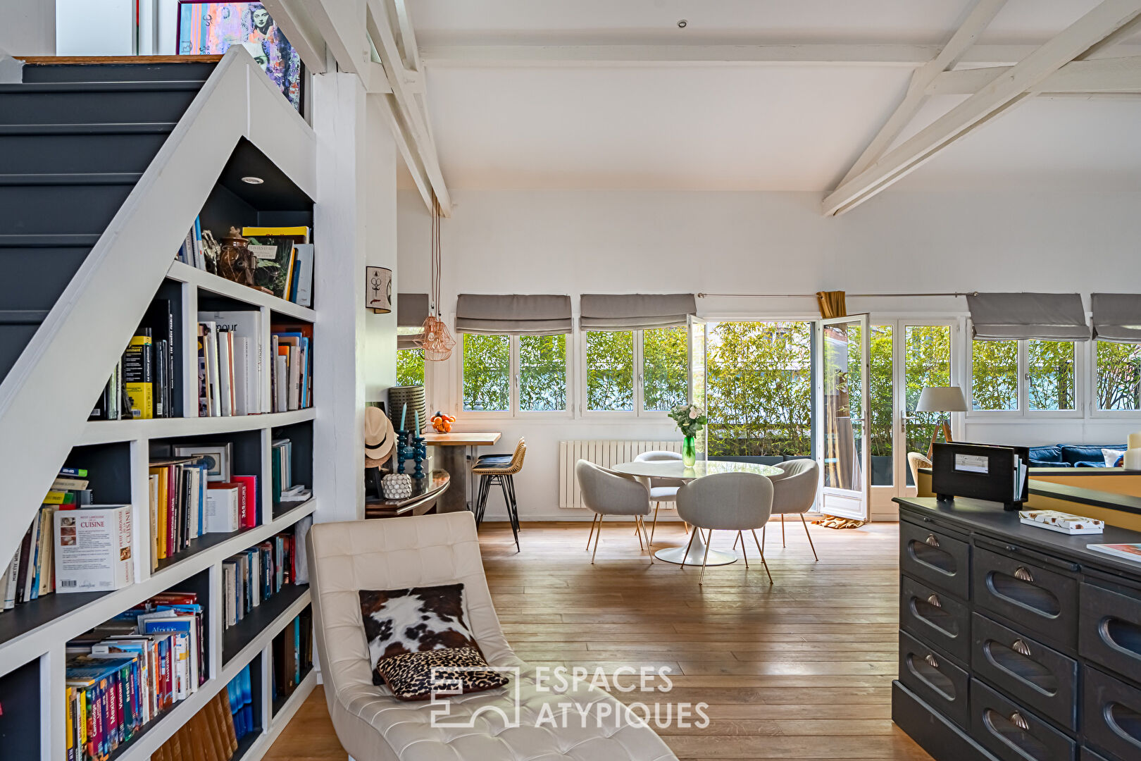 Photo Ancien atelier de mécanique transformé en loft à usage mixte, quartier Gambetta. image 5/6