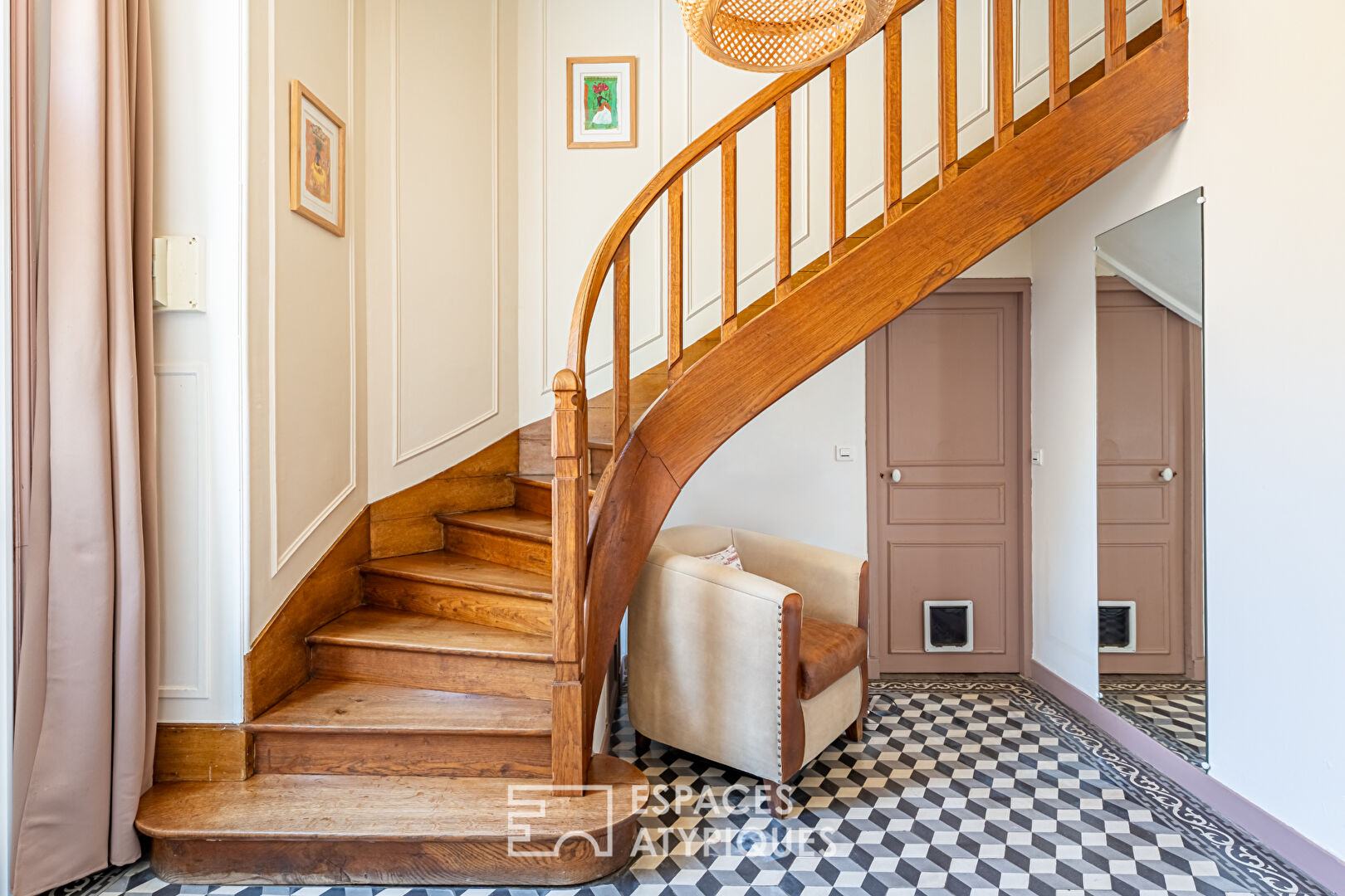 Photo Charmante maison de ville avec cour pavée image 4/6