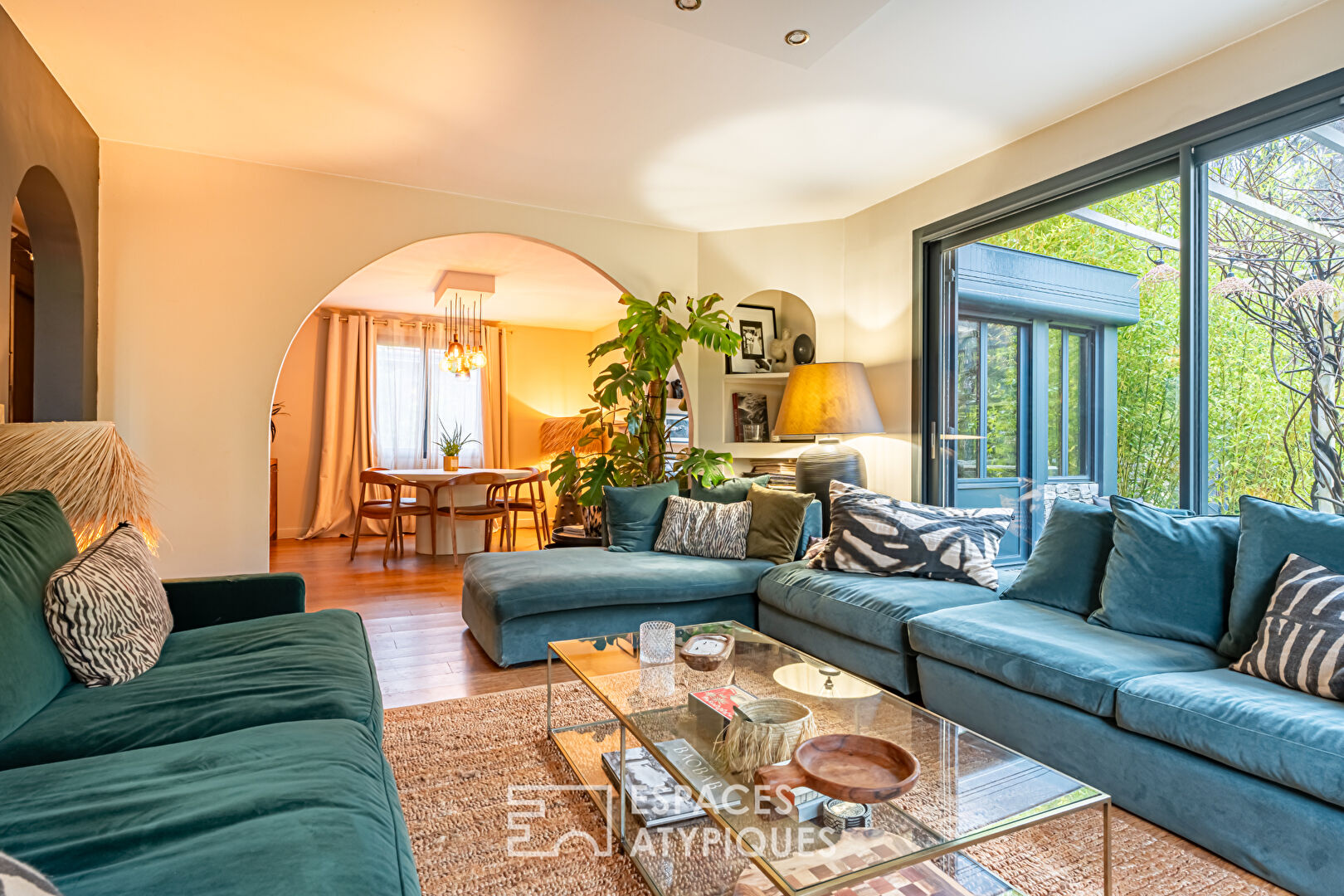 Agence immobilière de Espaces Atypiques Yvelines - ESPACES ATYPIQUES YVELINES