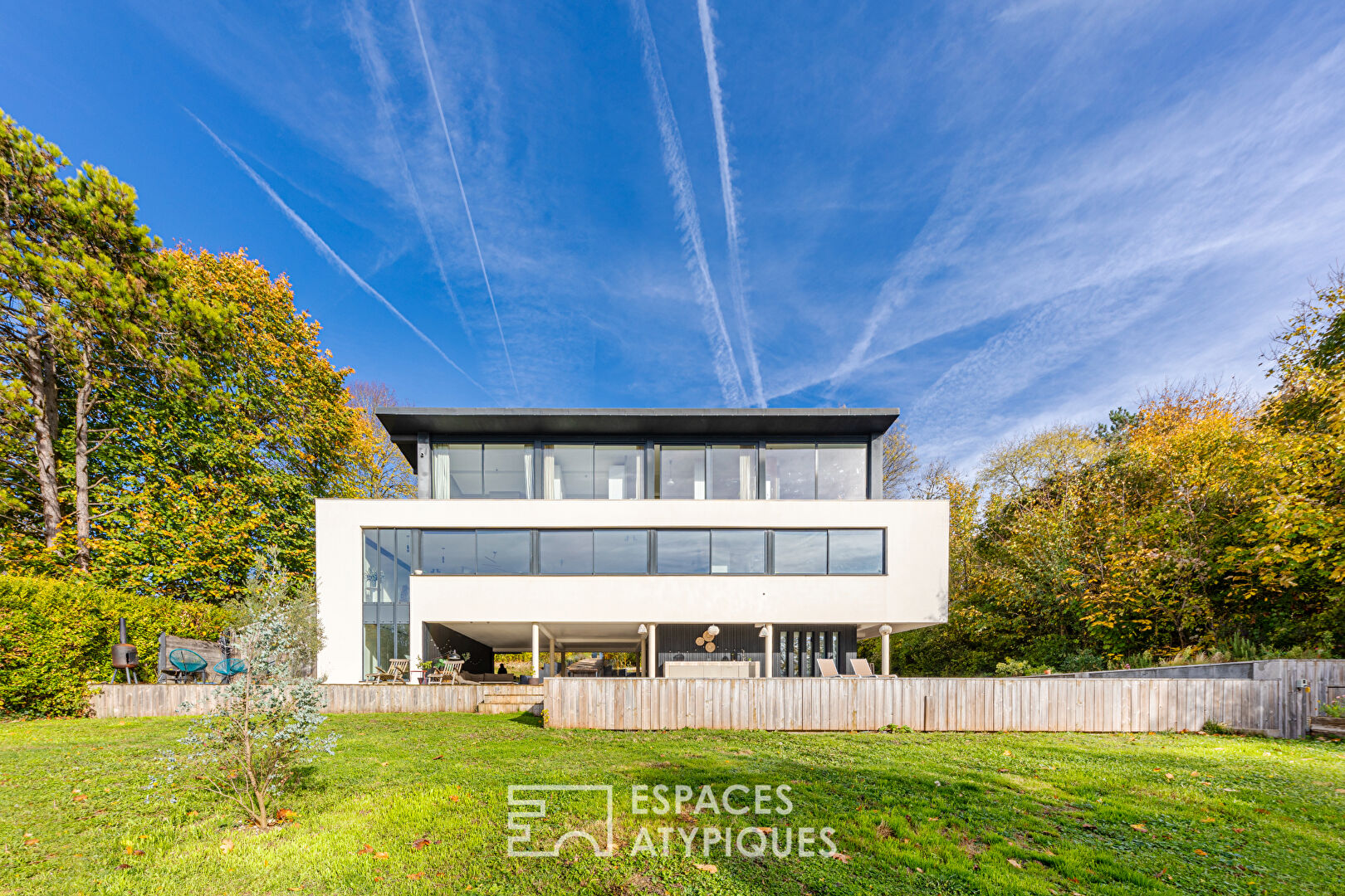 Agence immobilière de Espaces Atypiques Yvelines - ESPACES ATYPIQUES YVELINES