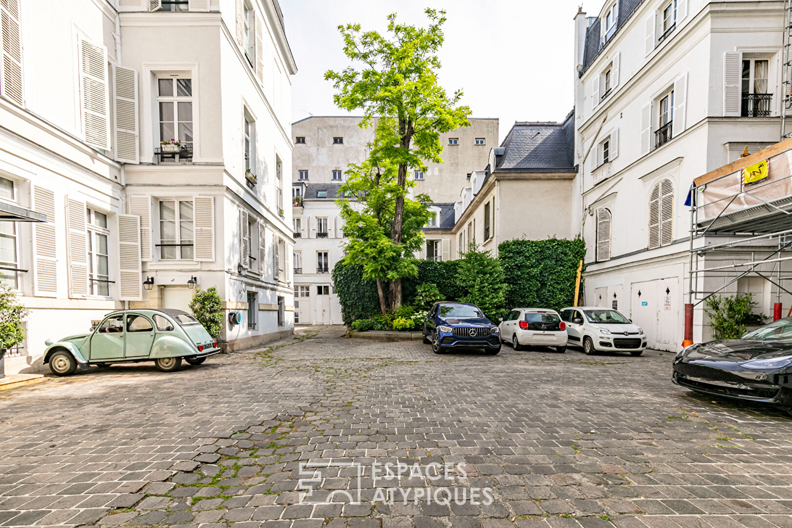 Agence immobilière de ESPACES ATYPIQUES PARIS - ESPACES ATYPIQUES PARIS OUEST