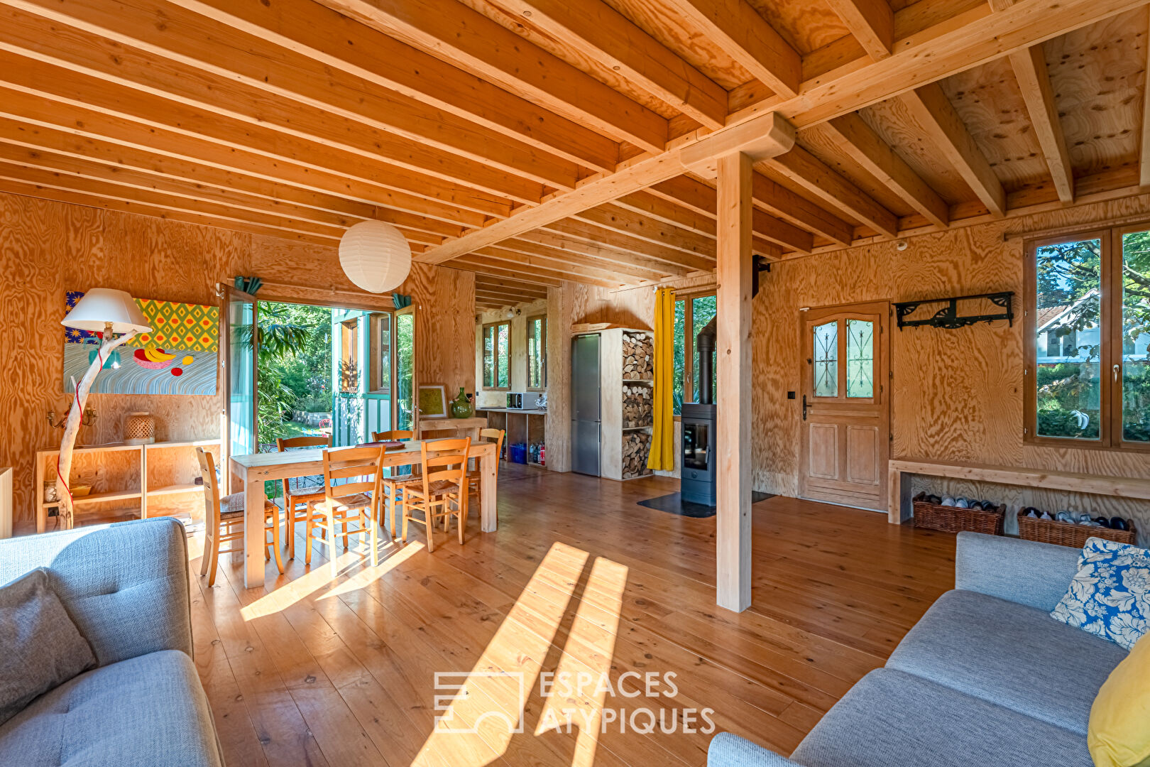 Agence immobilière de Espaces Atypiques Yvelines - ESPACES ATYPIQUES YVELINES