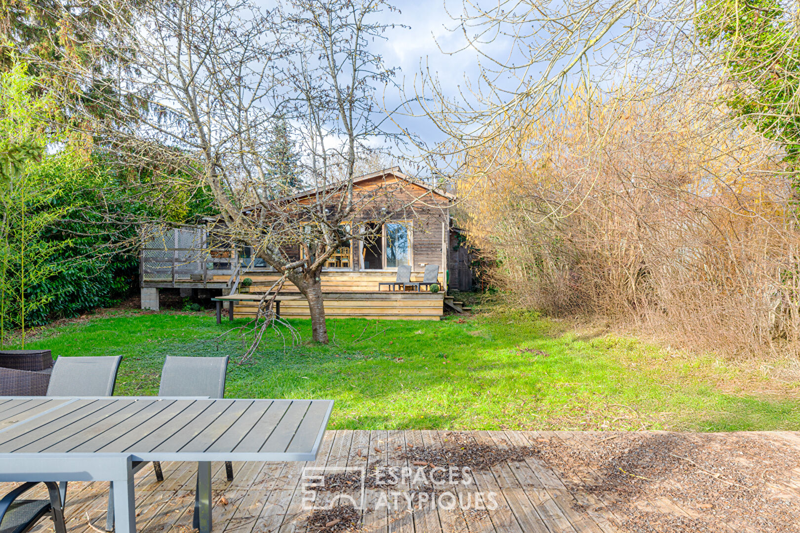 Agence immobilière de Espaces Atypiques Yvelines - ESPACES ATYPIQUES YVELINES