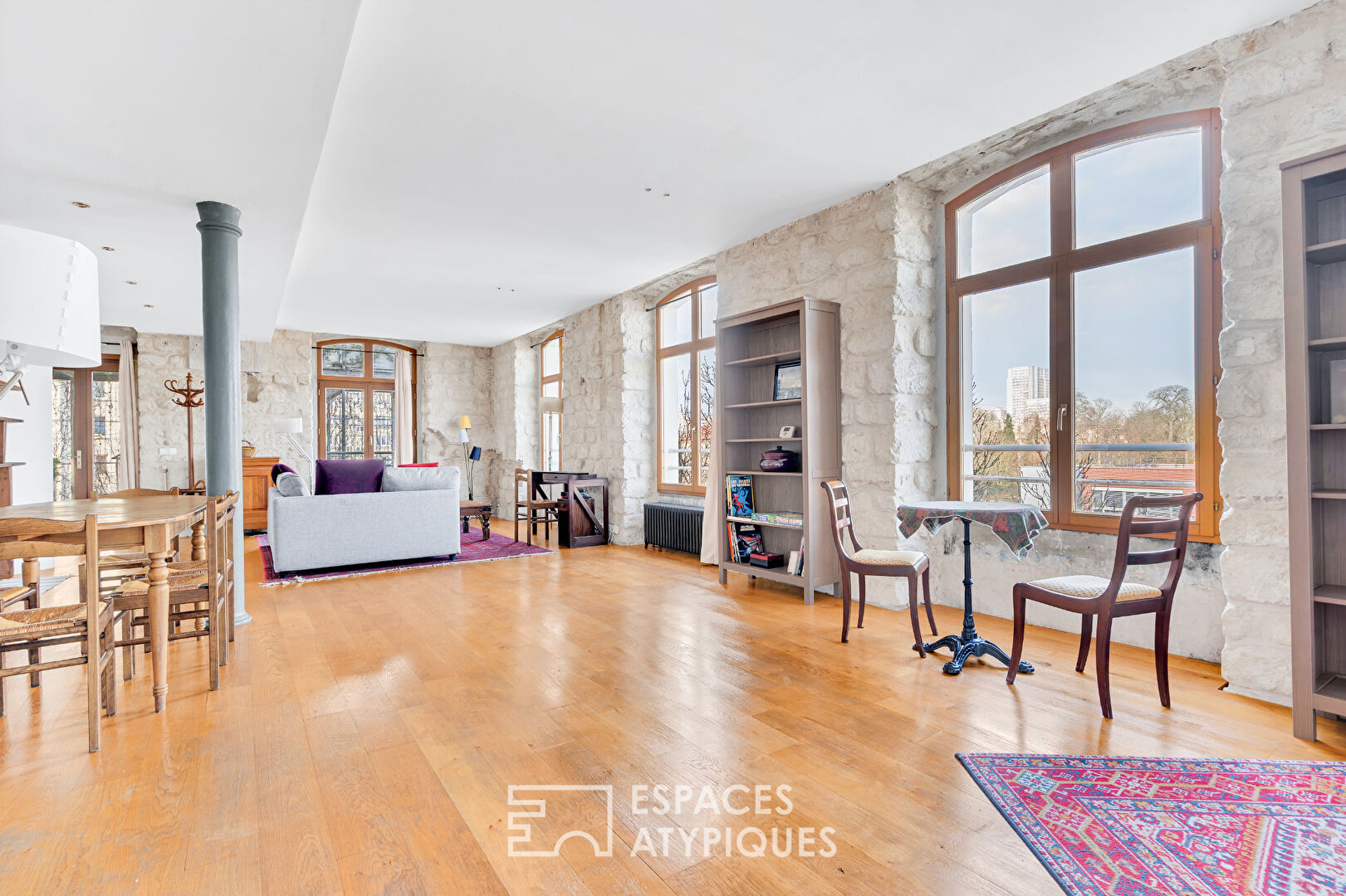 Agence immobilière de ESPACES ATYPIQUES VAL DE MARNE