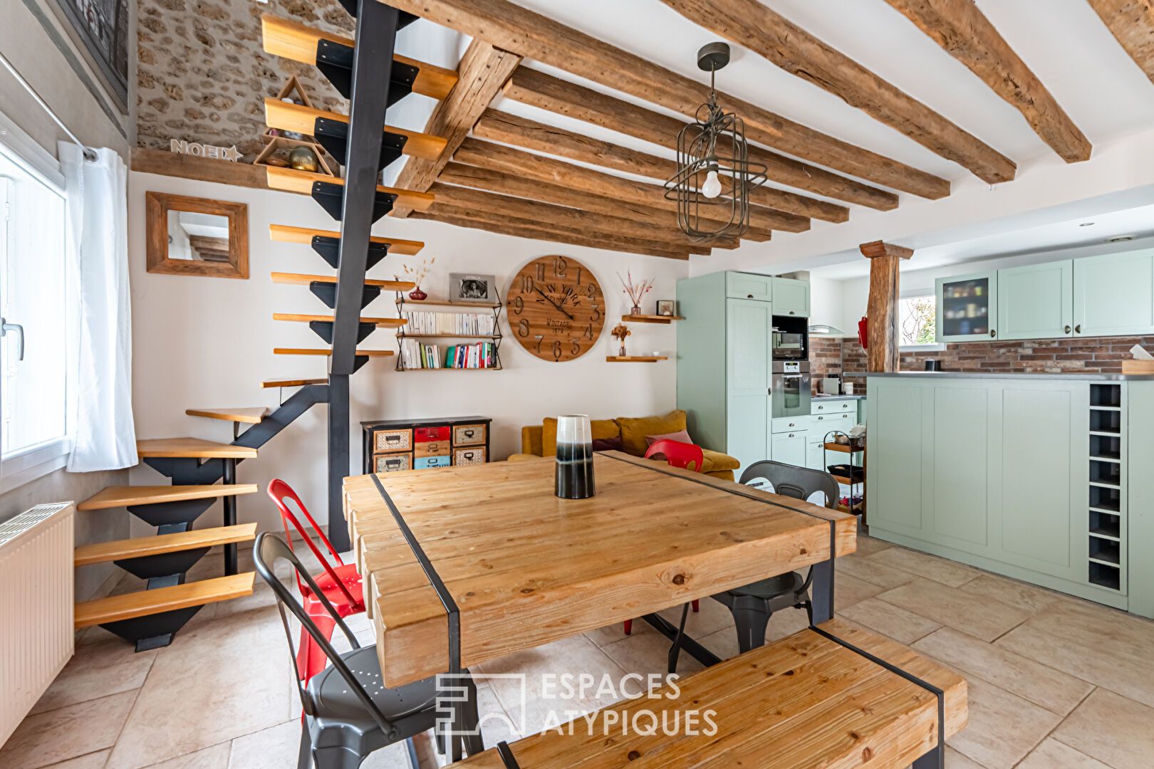 Agence immobilière de Espaces Atypiques Yvelines - ESPACES ATYPIQUES YVELINES