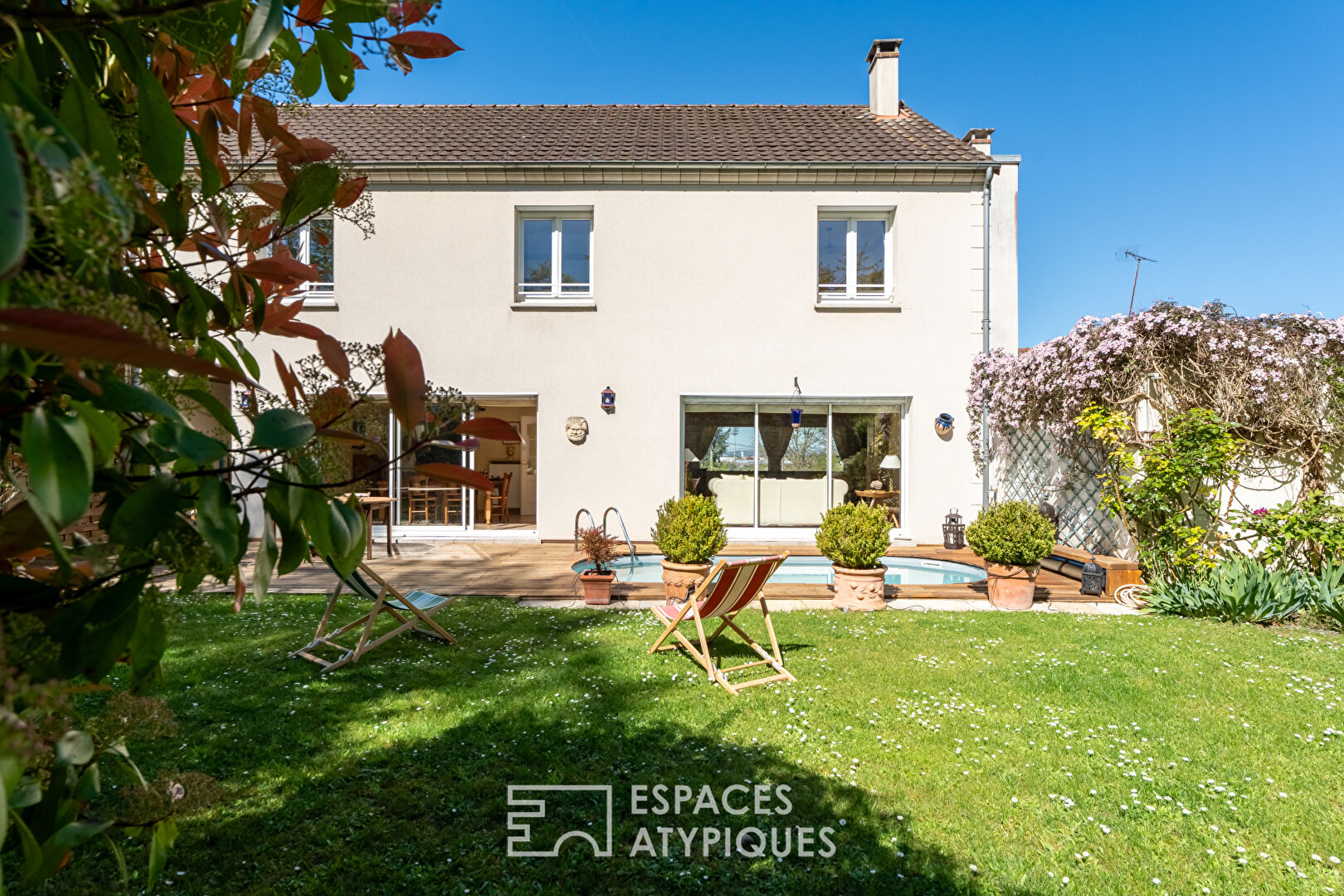 Agence immobilière de Espaces Atypiques Yvelines - ESPACES ATYPIQUES YVELINES